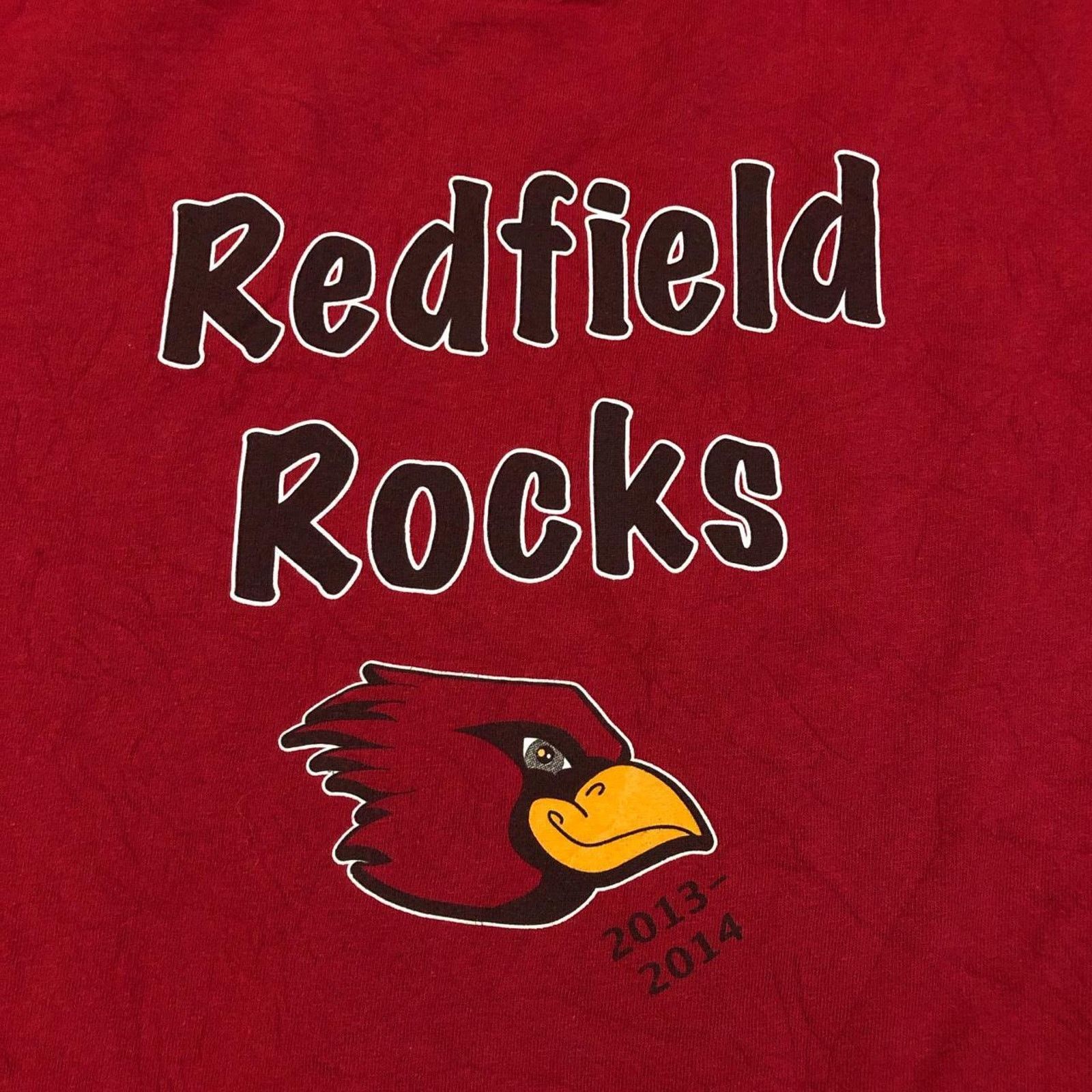 Gildan Men’s Maroon ‘Redfield Rocks’ Graphic Tee Size US L / EU 52-54 / 3 - 3 Thumbnail