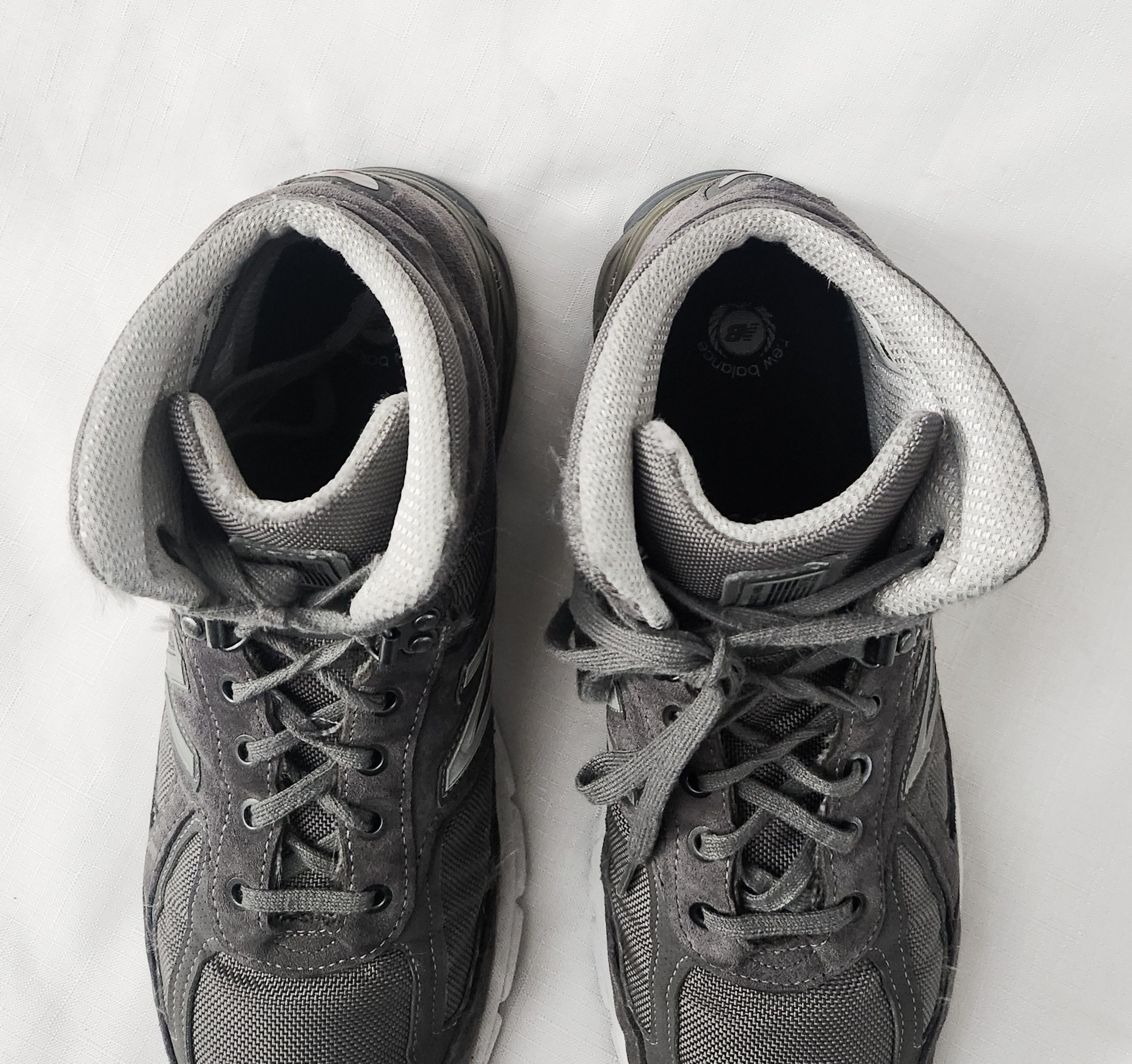 New Balance New Balance 990 v4 Mid Grey Suede Shoe Size 13 2E MO990GR4 Size US 13 / EU 46 - 6 Thumbnail