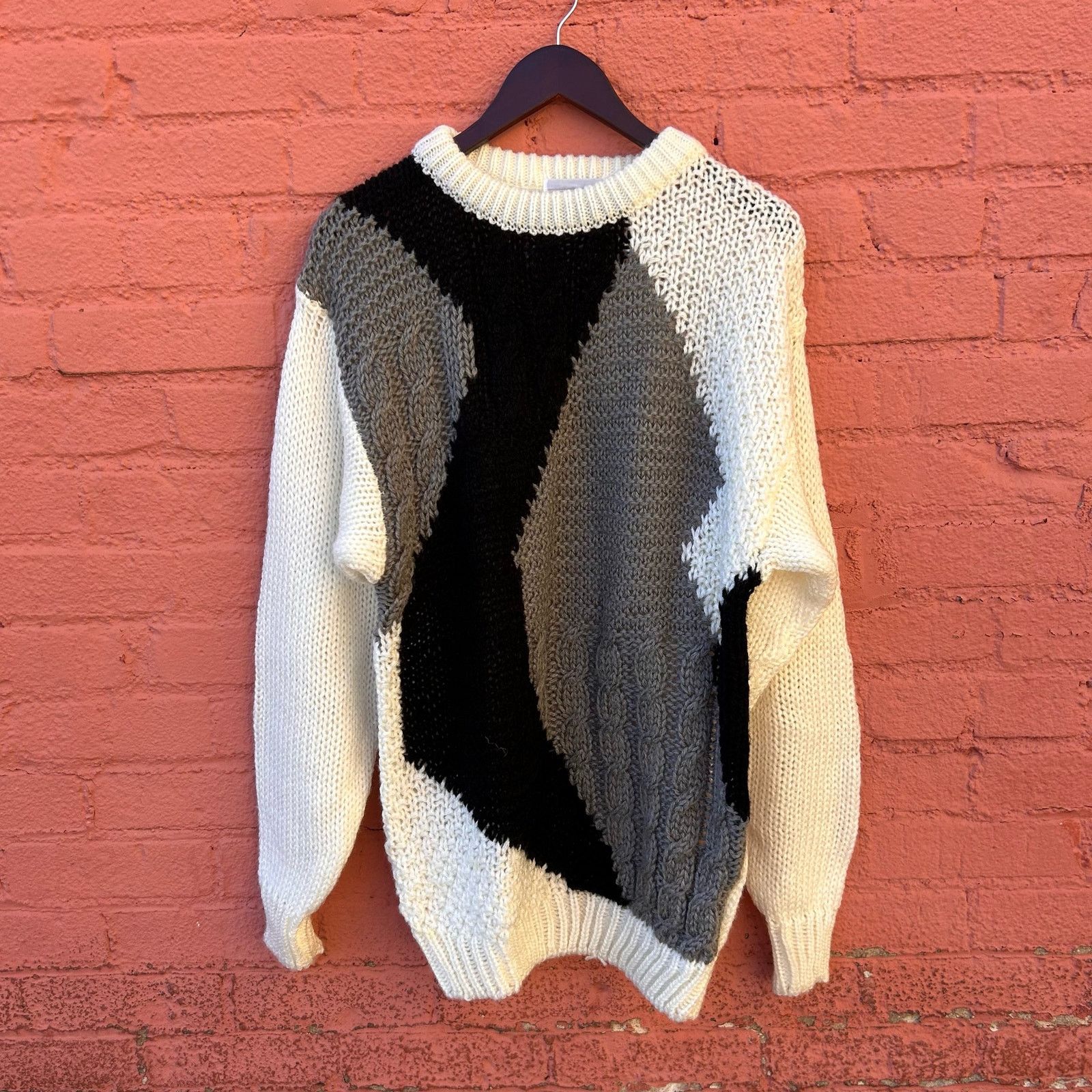 Vintage Vintage 90s Geometric Knitted Sweater Size Large Size US L / EU 52-54 / 3 - 1 Thumbnail