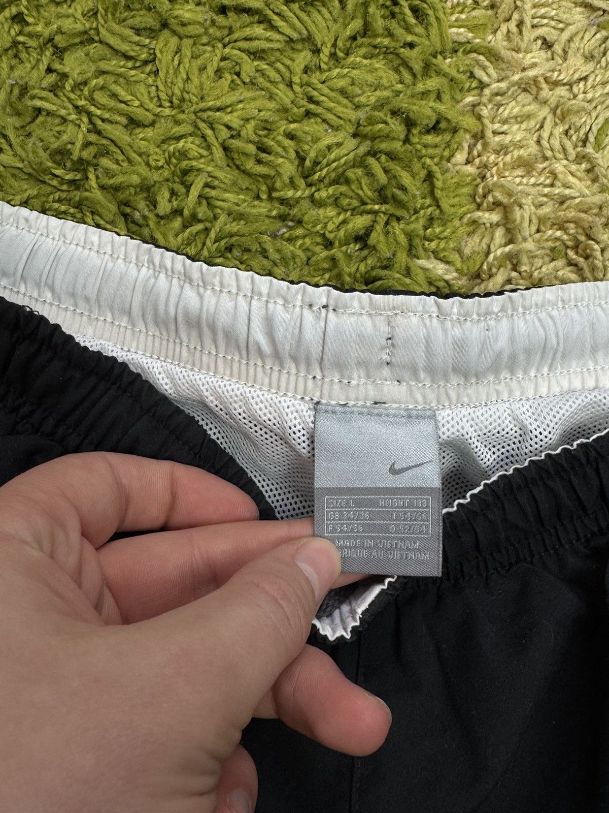 Nike Nike vintage shorts Size US 34 / EU 50 - 3 Thumbnail