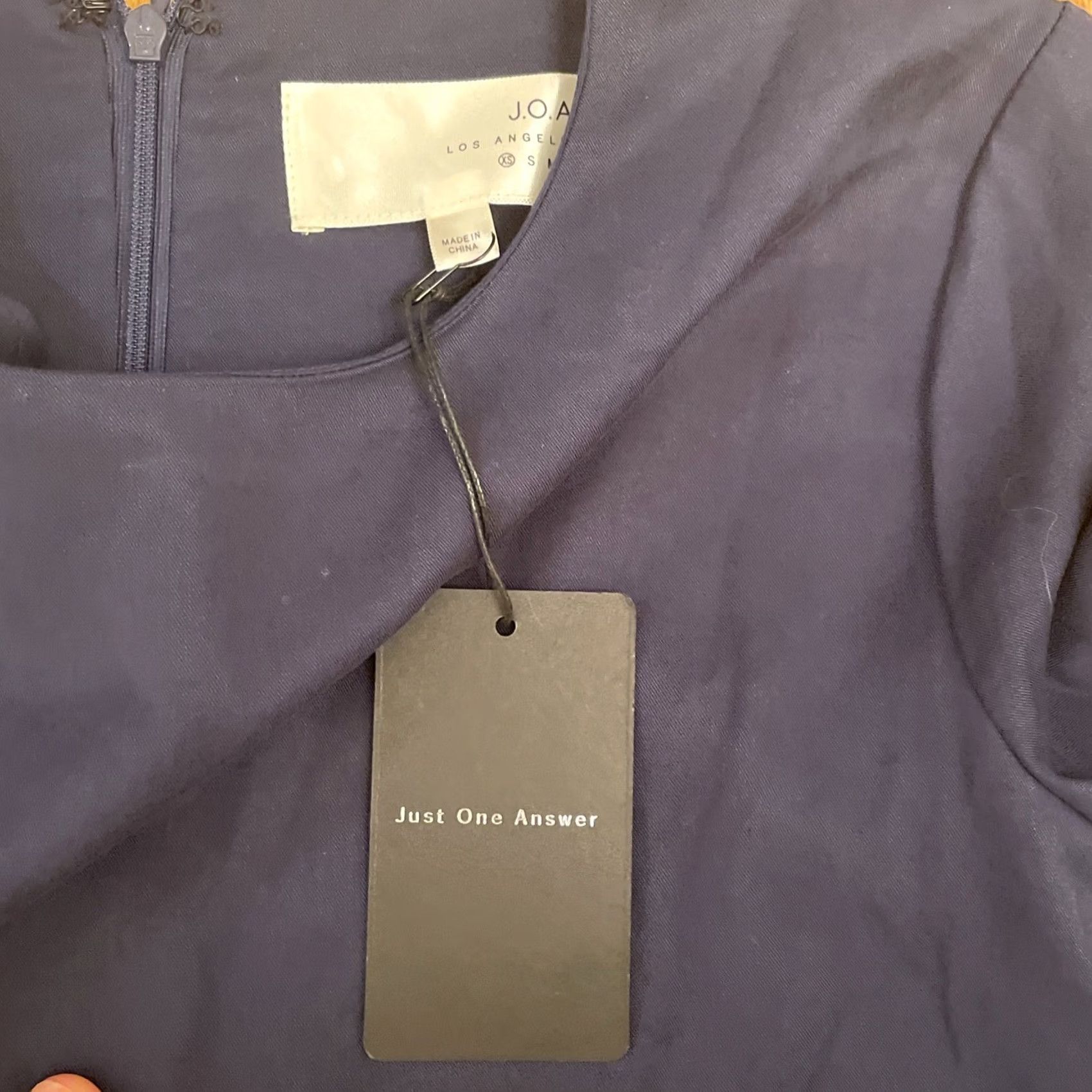 Bell NWT J.O.A. Blouse Womens XS Navy Cathedral Long Tie Ruffle Bell Sleeve Unique Size XS / US 0-2 / IT 36-38 - 7 Thumbnail