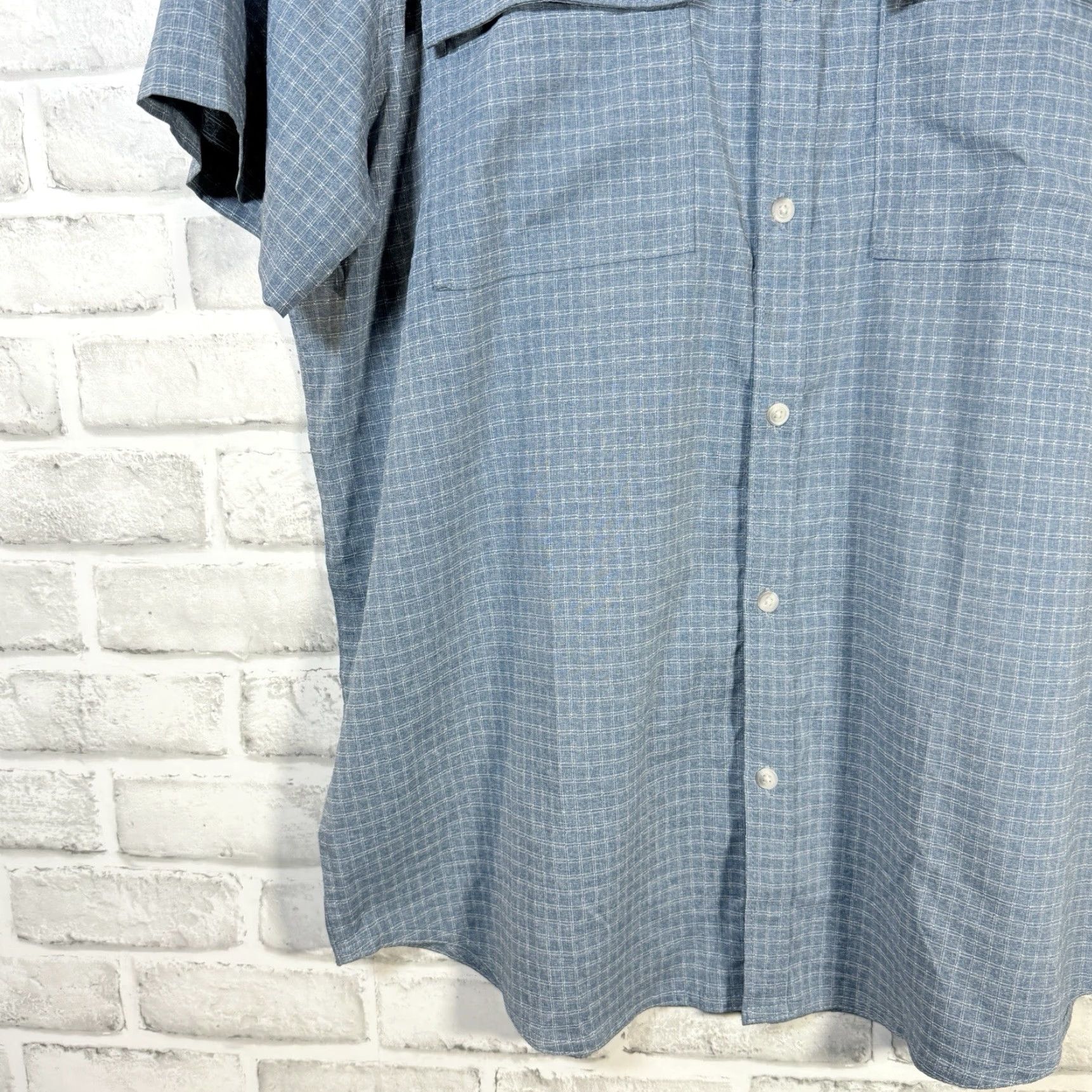 Prana prAna Shirt Blue Checkered Polyester Blend Short Sleeve Button Down Mens Size L Size US 33 - 3 Thumbnail