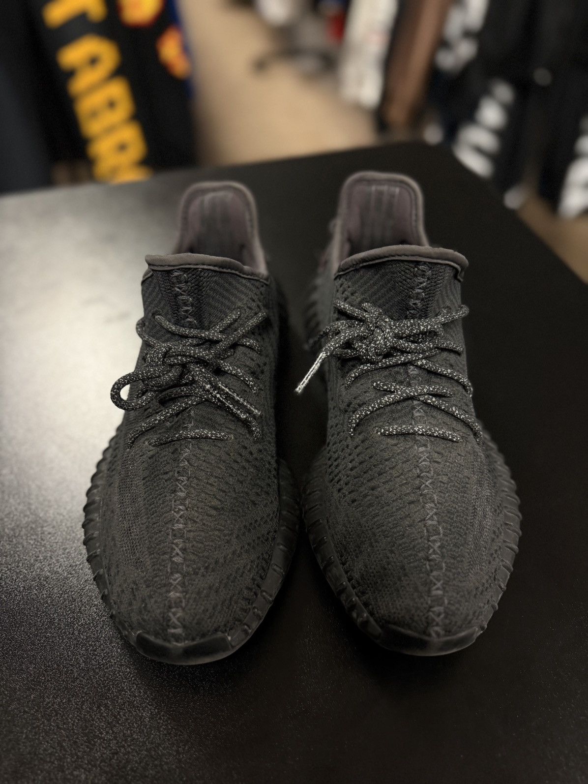 Adidas × Yeezy Yeezy 350 Static Non Reflective OG Black Size 9 Size US 9 / EU 42 - 8 Thumbnail