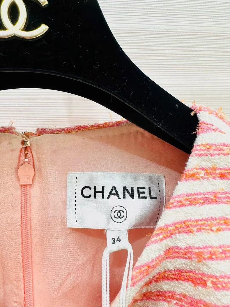 Chanel Chanel Spring and summer pink and white striped waisted dr Size XXS / US 00 / IT 34 - 3 Thumbnail