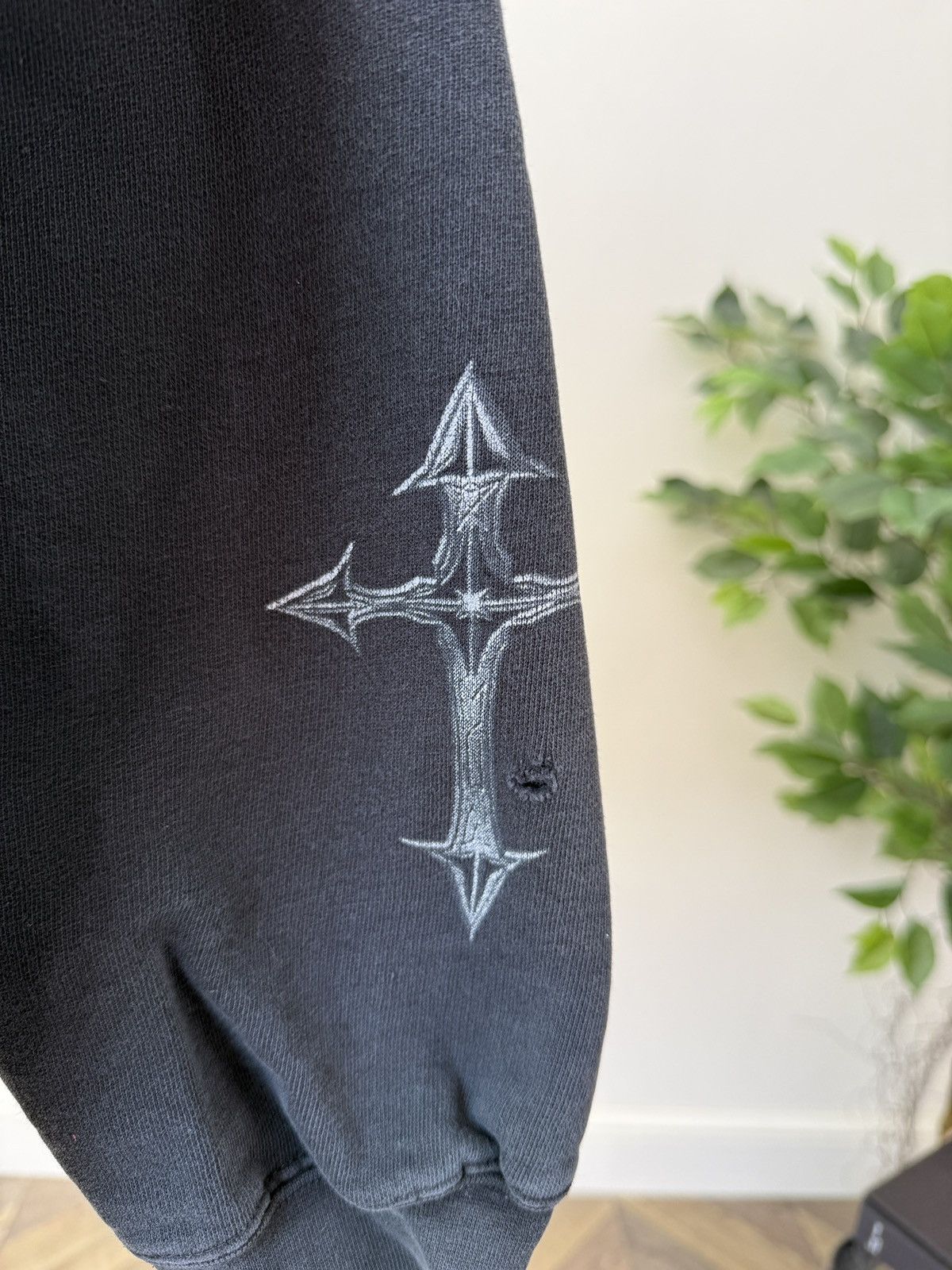 Other Vintage Spiral Gothic Skull Faded Distressed Y2K Rare Hoodie Size US S / EU 44-46 / 1 - 6 Thumbnail