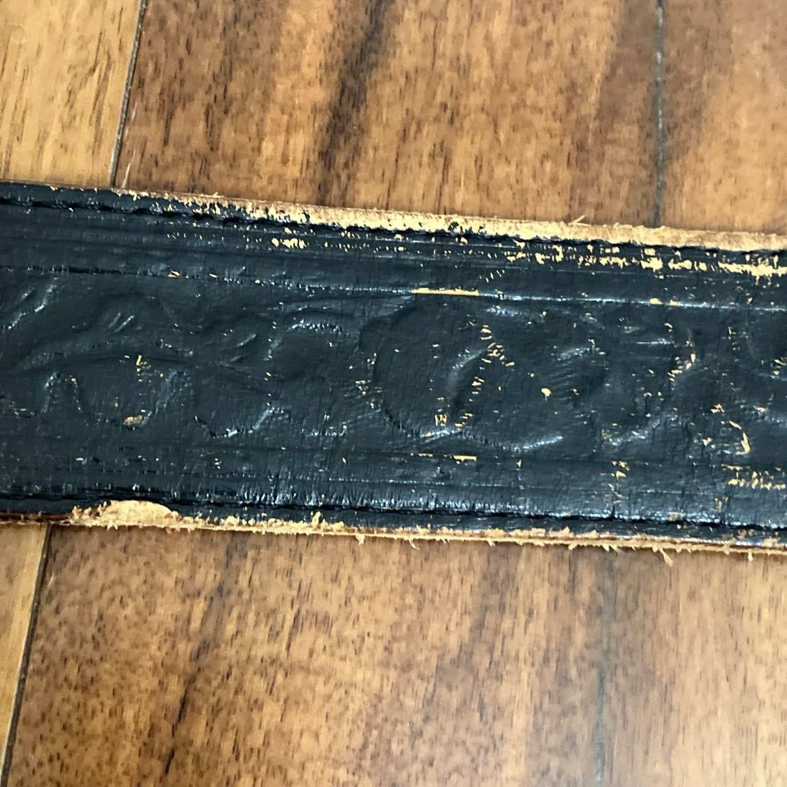 Other International Harvester Tractor 1970s Leather Belt & Buckle Size ONE SIZE - 13 Thumbnail