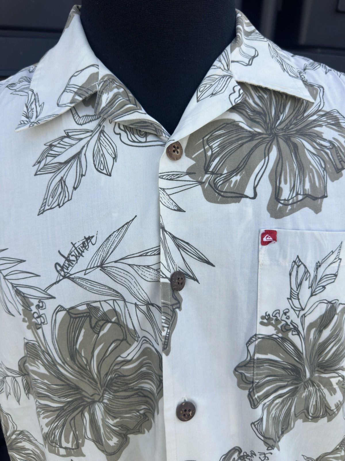 Quiksilver Quiksilver Hawaiian Print White/Gray Men's Medium Size US M / EU 48-50 / 2 - 3 Thumbnail
