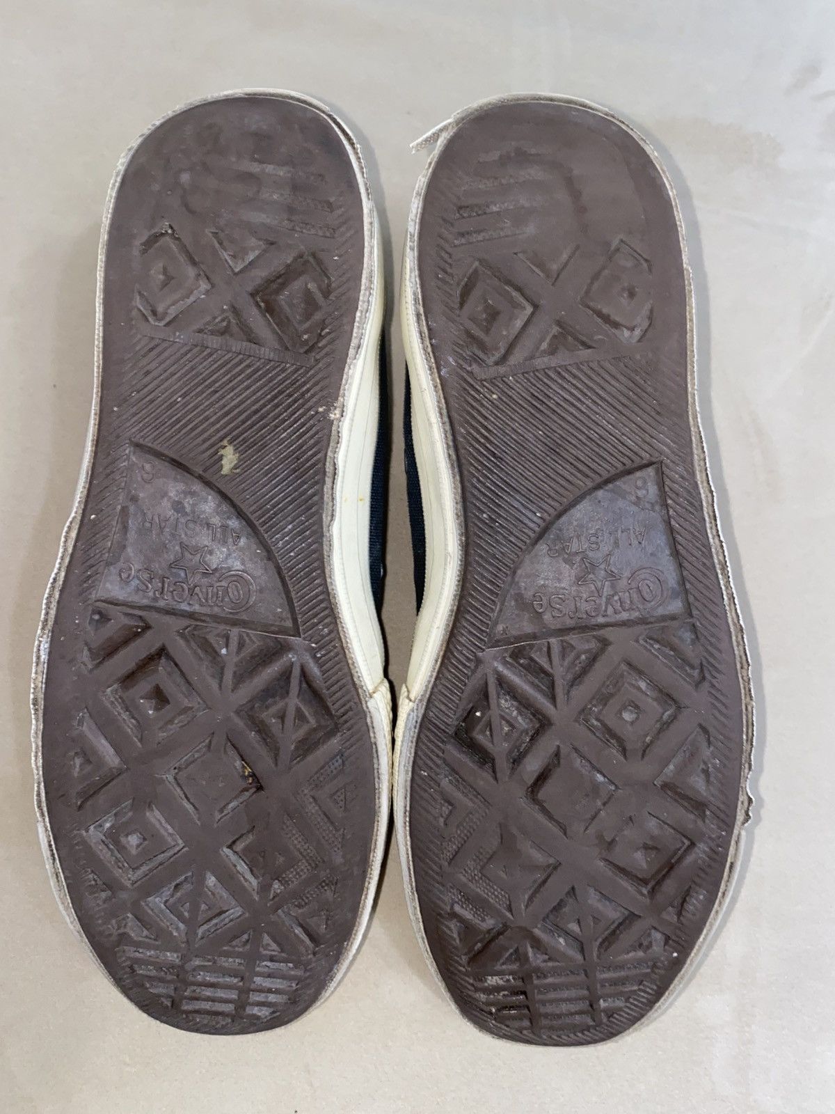 Comme des Garcons PLAY × Converse Converse x Comme des Garcons Play (Women’s) Size US 8 / IT 38 - 9 Thumbnail