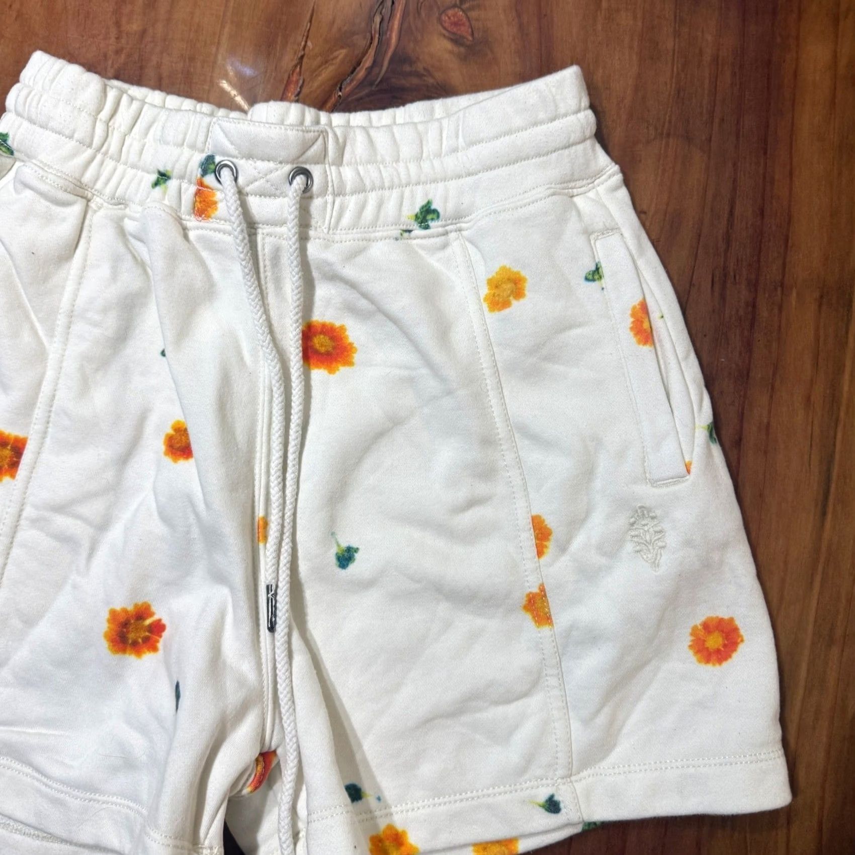 Free People Free People Movement Women's Sweat Shorts XS Floral Knit Elastic Waist 3 in Inseam Athletic Summer Womens Size 26" / US 2 / IT 38 - 2 Thumbnail