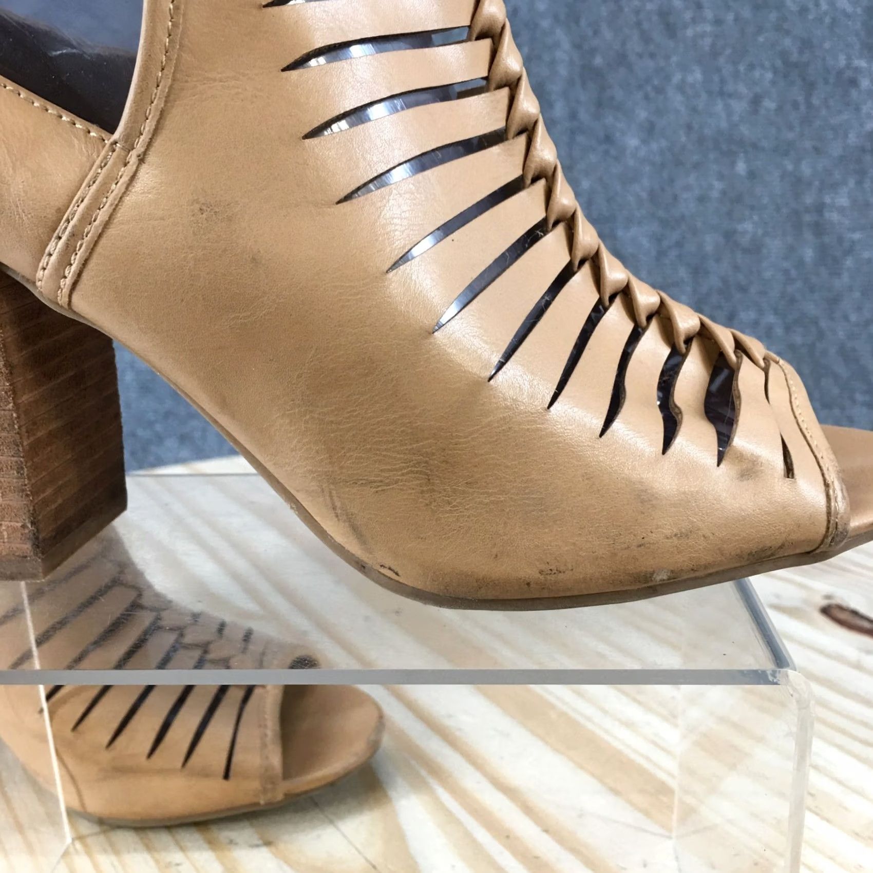 Chinese Laundry Chinese Laundry Boots Womens 8.5 M Block Heels Peep Toe Cutout Bootie Brown Boots Women 8.5 M Brown Block Heel Peep Toe Cutout Casual Shoe Size US 9 / IT 39 - 7 Thumbnail