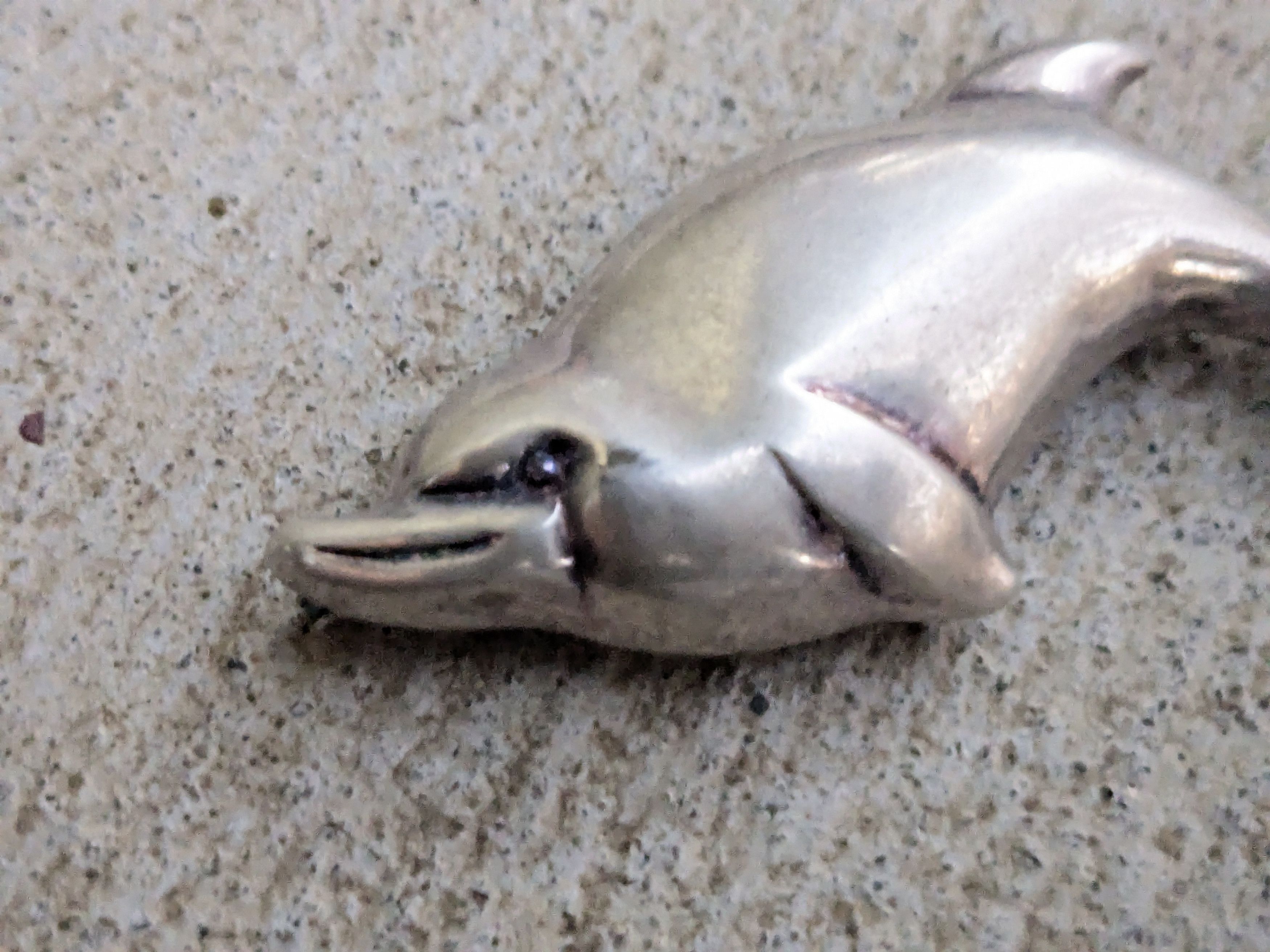 Jewelry × Vintage Vintage Sterling Silver Dolphin Pin Brooch Animal Size ONE SIZE - 3 Thumbnail