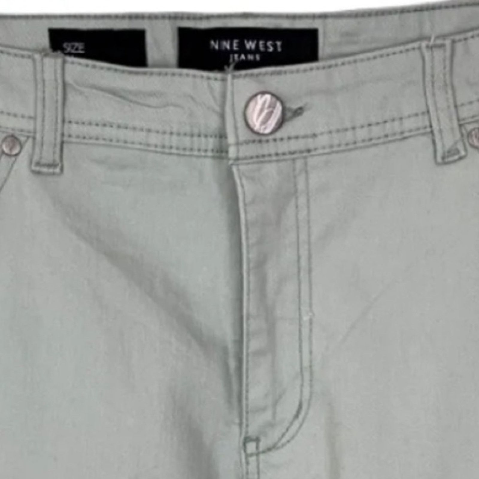 Nine West NWOT Nine West Jean Capri Sage Karen Floral Embellished Sz 8 Size 30" / US 8 / IT 44 - 2 Thumbnail