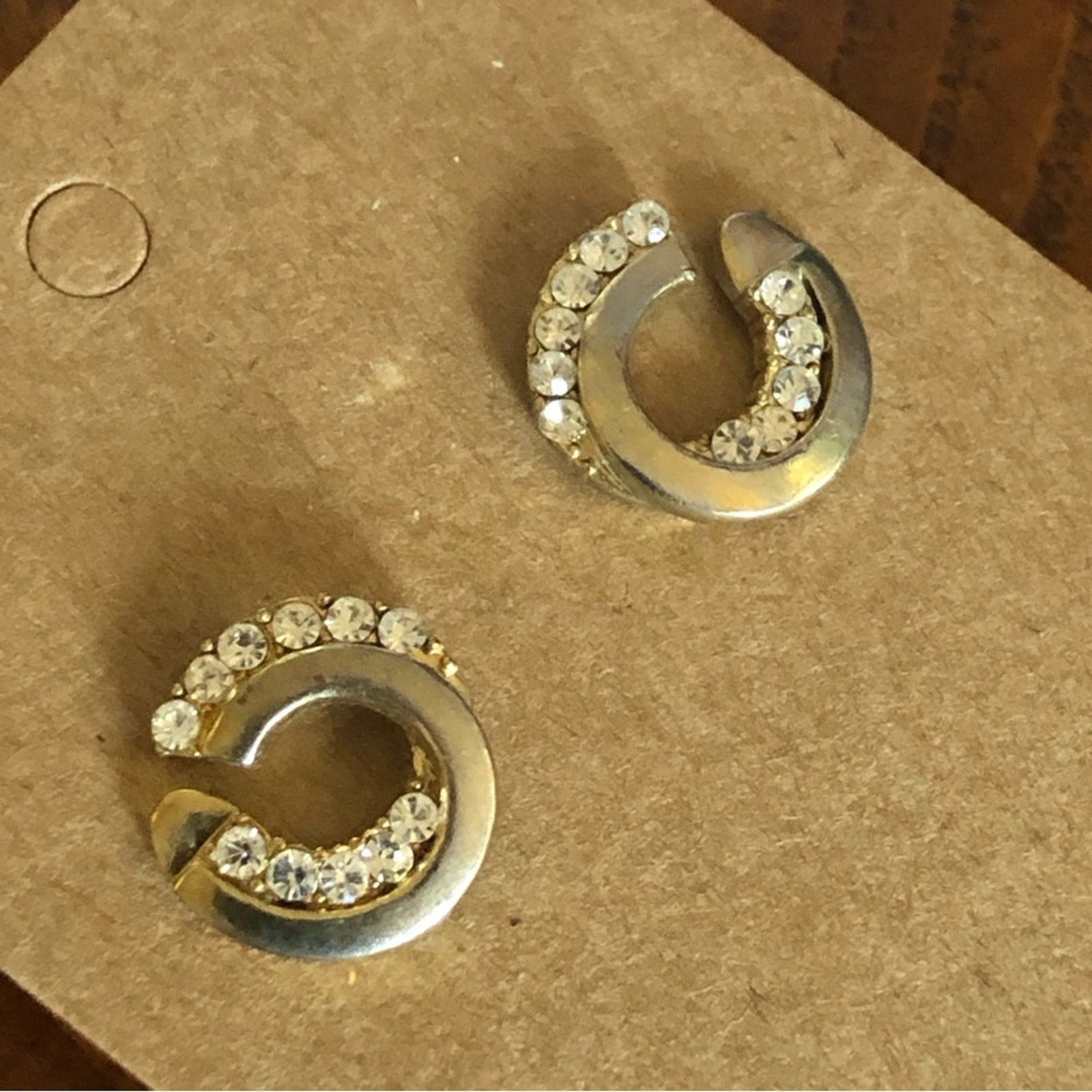 Vintage Elegant matte gold tone clear rhinestone earrings Size ONE SIZE - 2 Thumbnail