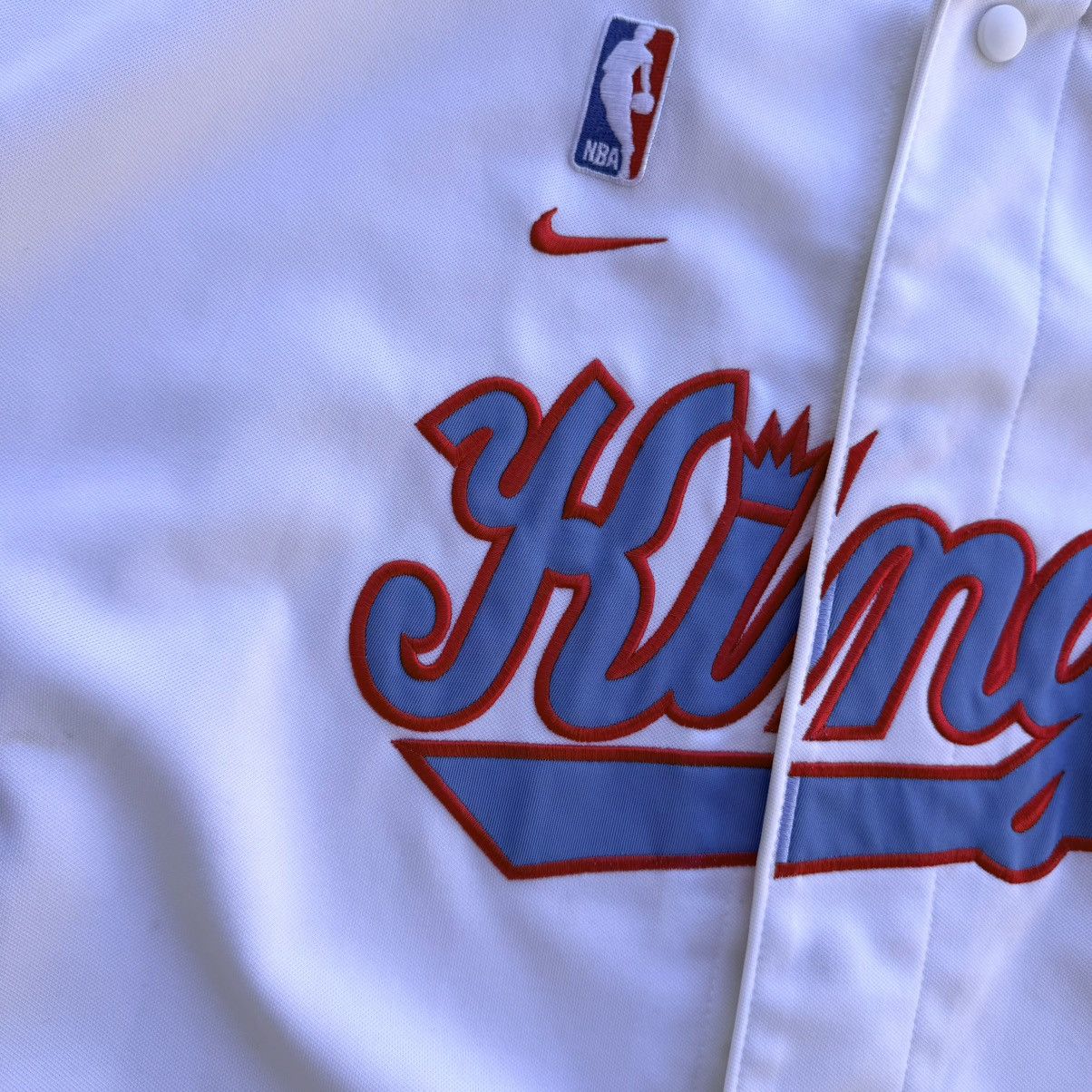 Nike Vintage Sacramento Kings Nike Team NBA Basketball Warm Up Size US XL / EU 56 / 4 - 5 Thumbnail