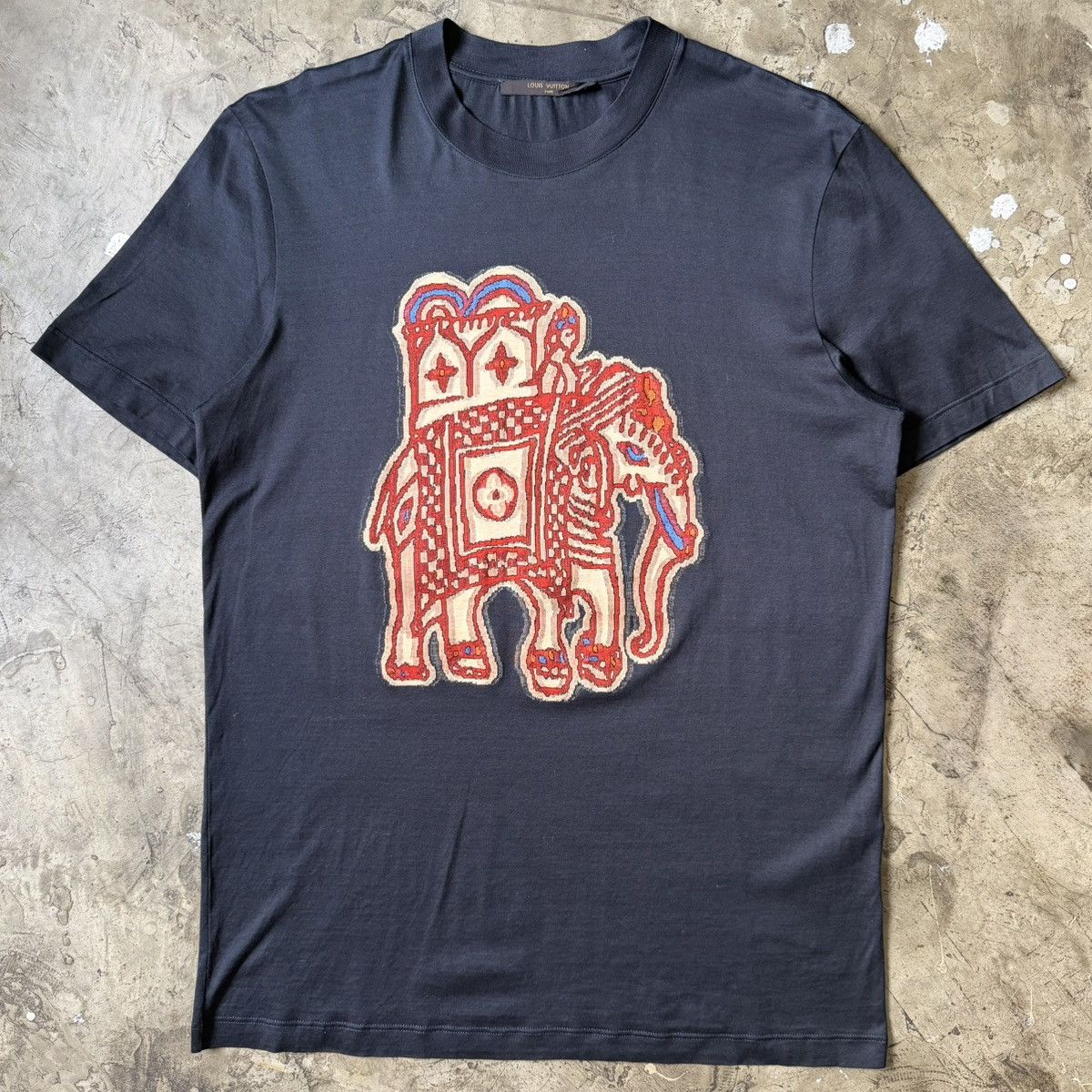 Louis Vuitton Louis Vuitton - Elephant Print Tee Size US M / EU 48-50 / 2 - 1 Thumbnail