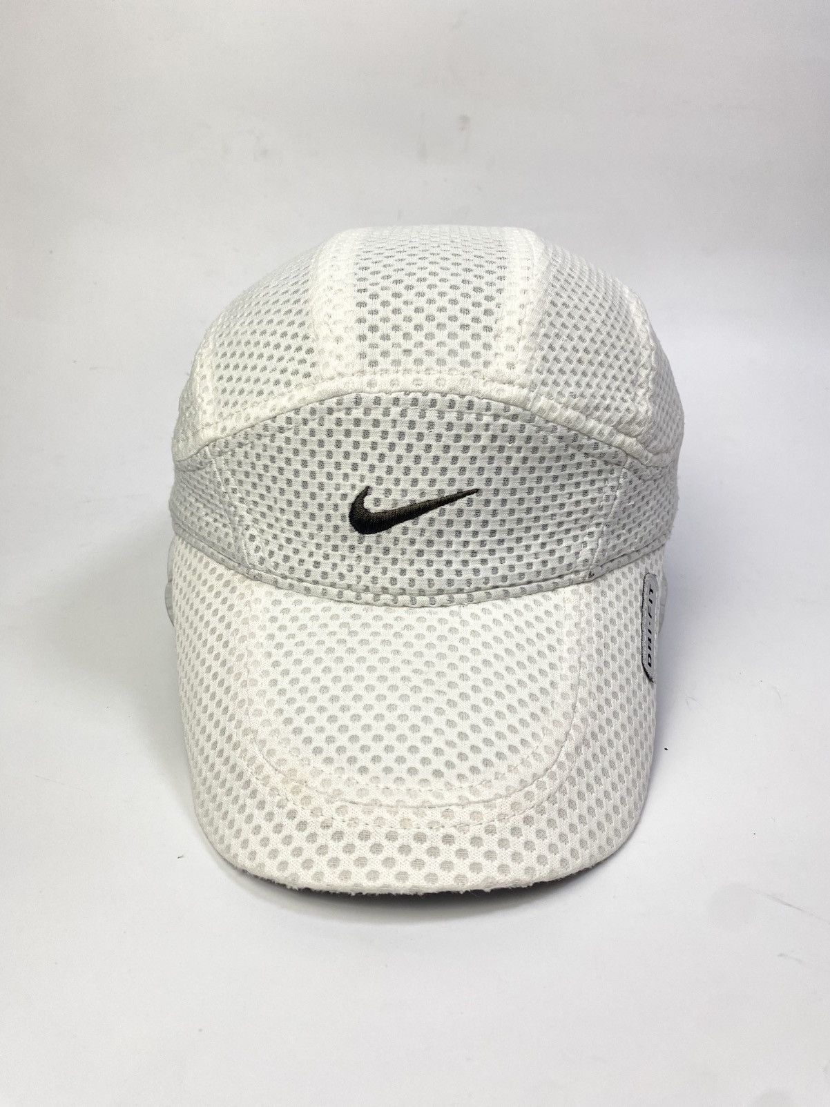 Nike Vintage Nike Tailwind White 7Panel Running Hat Size ONE SIZE - 1 Thumbnail
