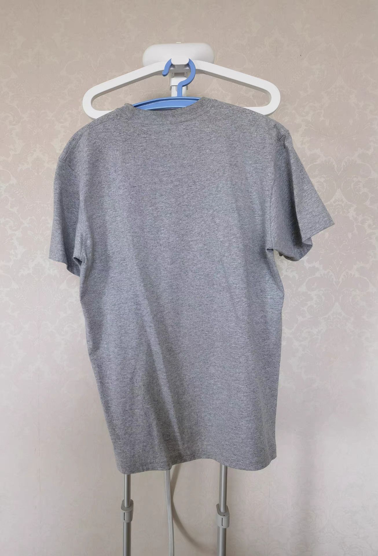 Supreme Supreme Grey Short Sleeve T-Shirt K17 Size US M / EU 48-50 / 2 - 2 Thumbnail