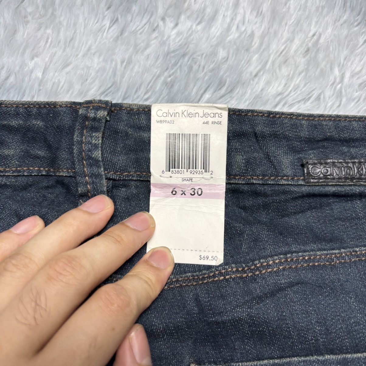 Calvin Klein Calvin Klein Women's Bootcut Jeans - Dark Rinse Size 28" / US 6 / IT 42 - 9 Thumbnail
