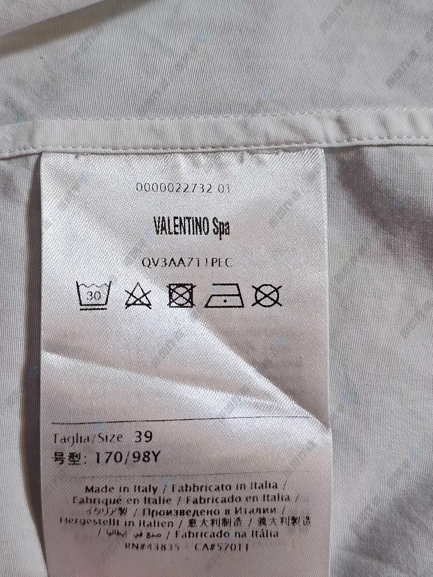 Valentino Valentino men's short-sleeve shirt, Q4 Size US M / EU 48-50 / 2 - 6 Thumbnail