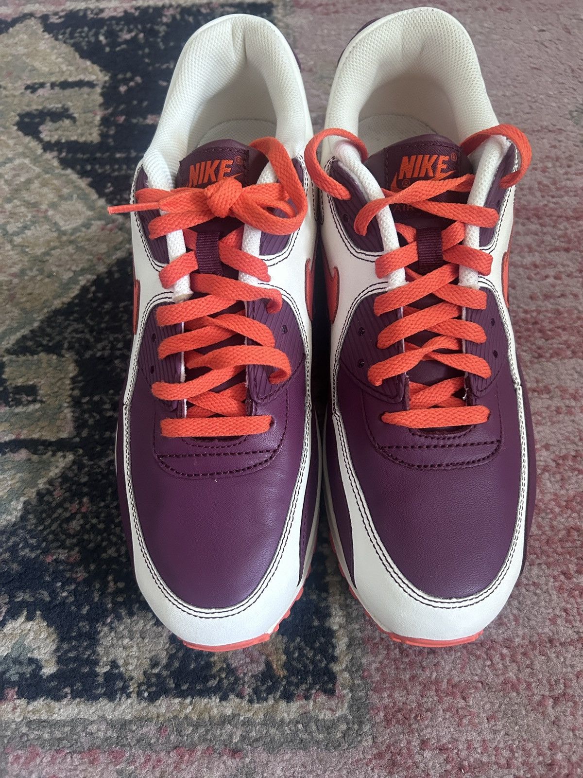 Nike 2007 Nike Air Max 90 Size US 11.5 / EU 44-45 - 2 Thumbnail