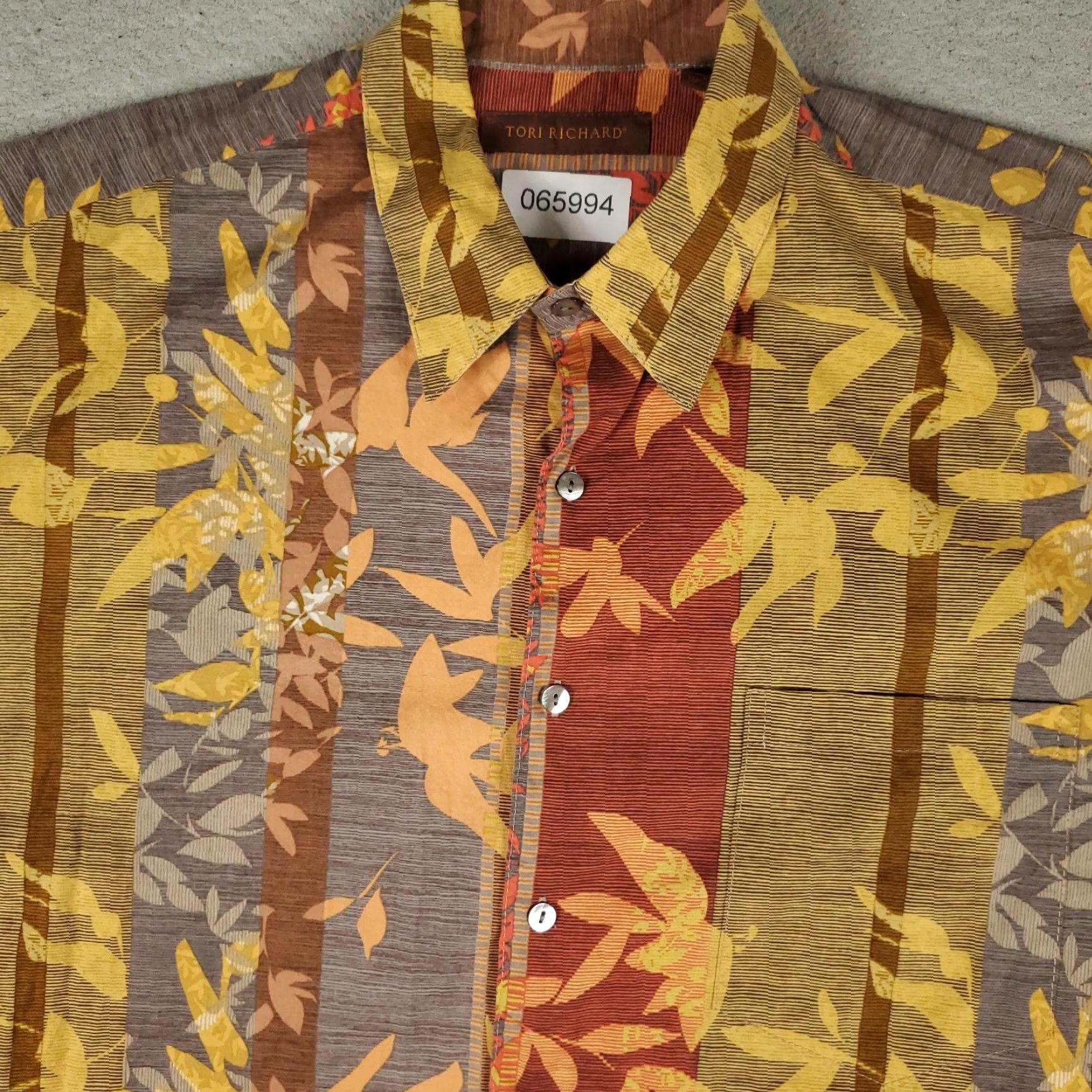 Tori Richard Tori Richard Shirt Mens Large Red Brown Striped Casual Button Up Short Sleeve Size US L / EU 52-54 / 3 - 2 Thumbnail