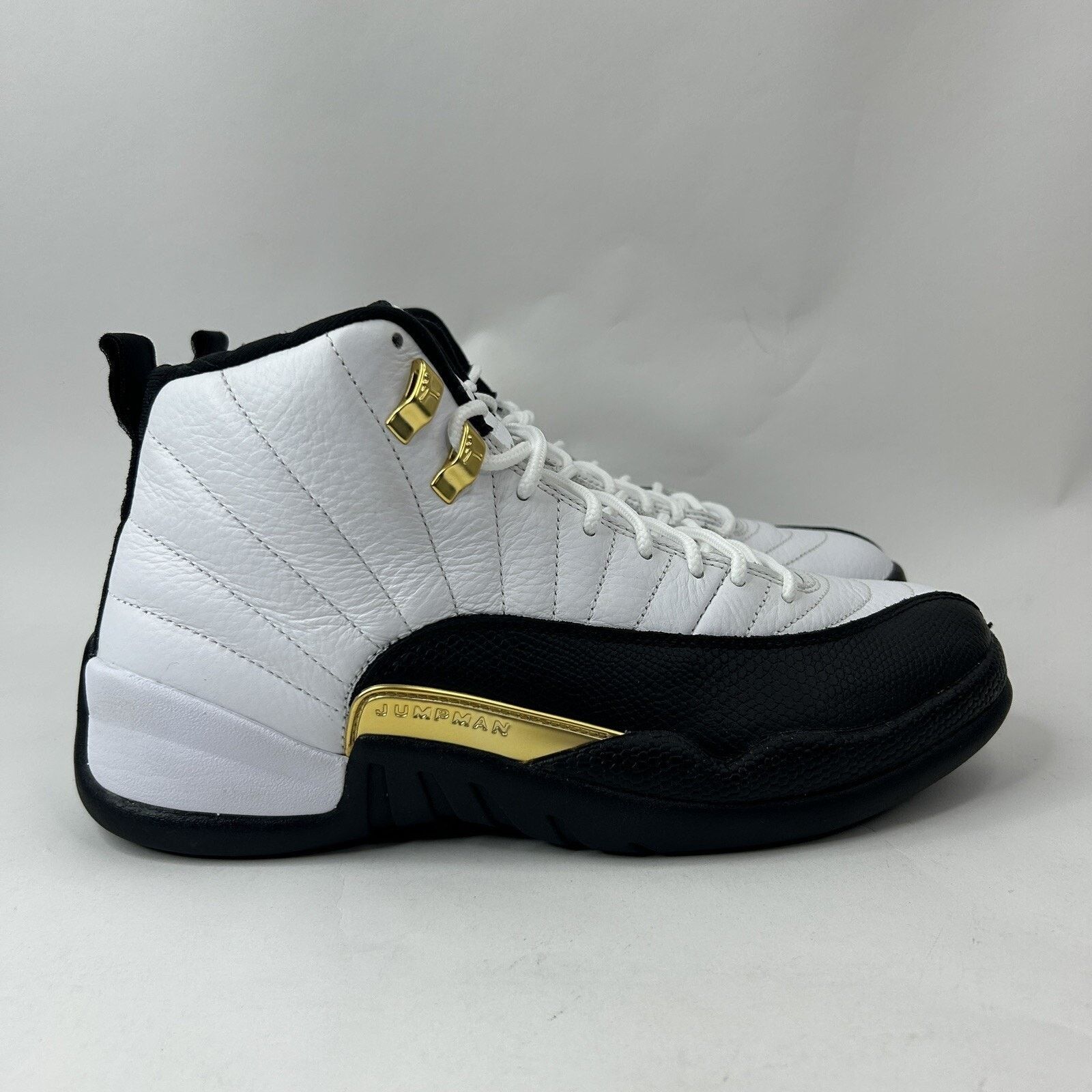 Nike Nike Air Jordan 12 Retro “Royalty/Black White Gold” Size US 9.5 / EU 42-43 - 3 Thumbnail