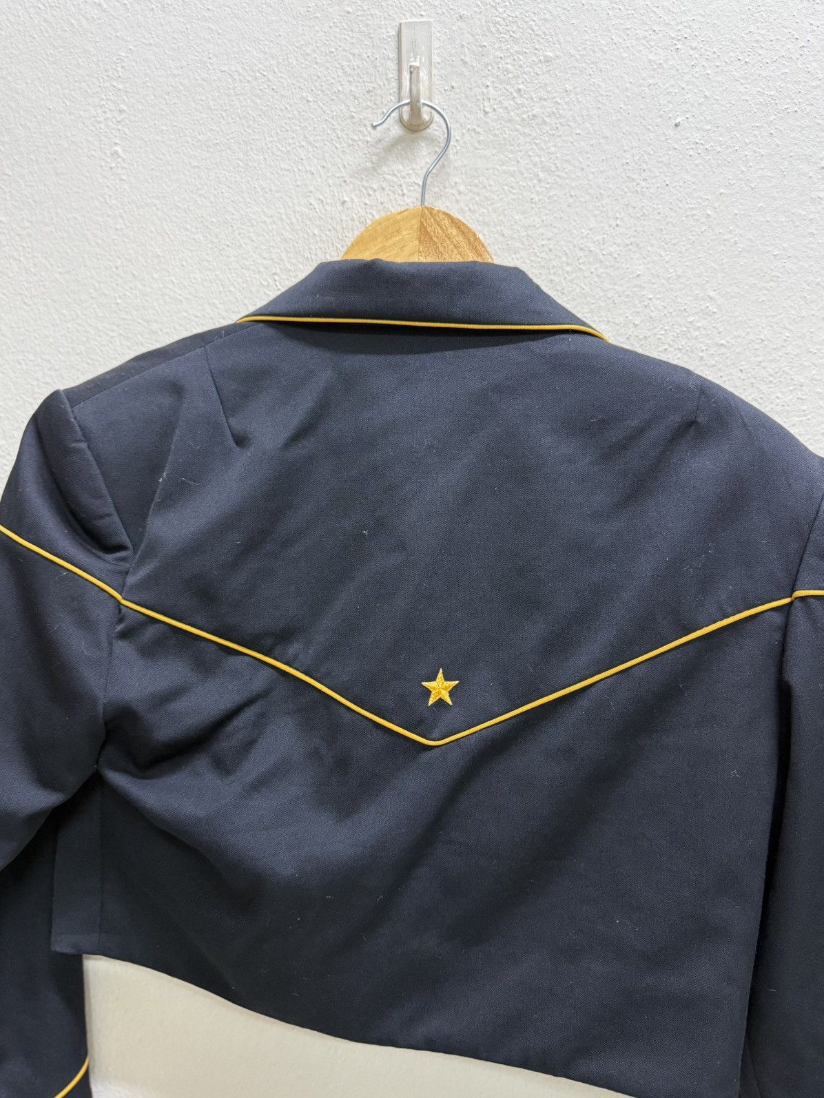Norma Kamali Norma Kamali cropped western jacket with yellow piping Size S / US 4 / IT 40 - 21 Thumbnail