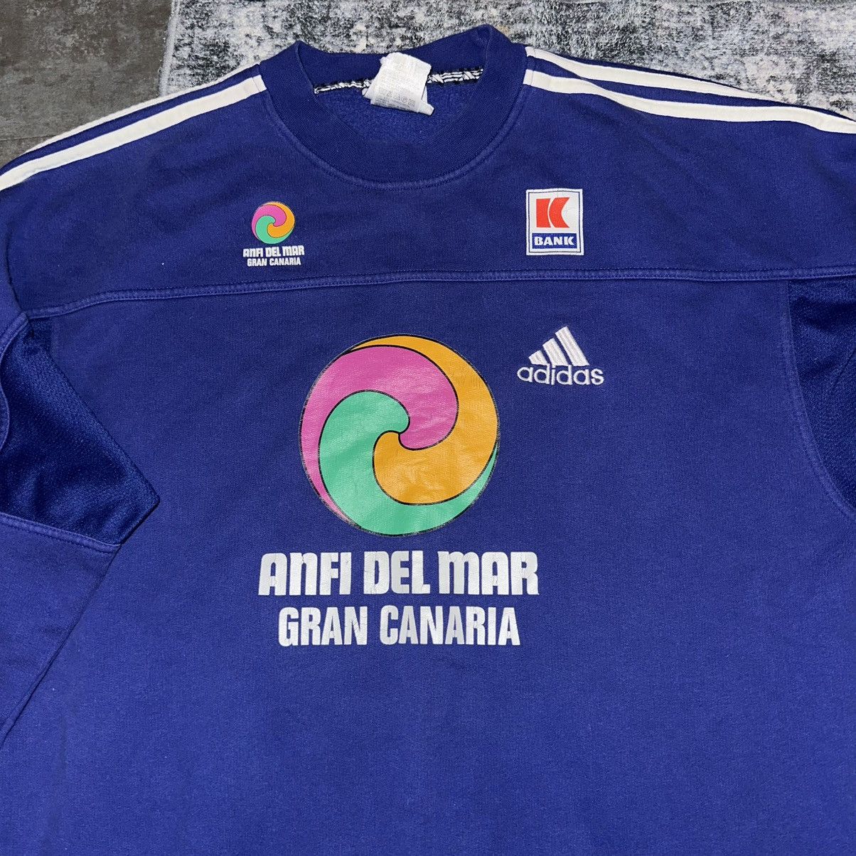 Adidas VTG adidas Purple Crew Sweatshirt Anfi del Mar Gran Canaria Size US M / EU 48-50 / 2 - 3 Thumbnail