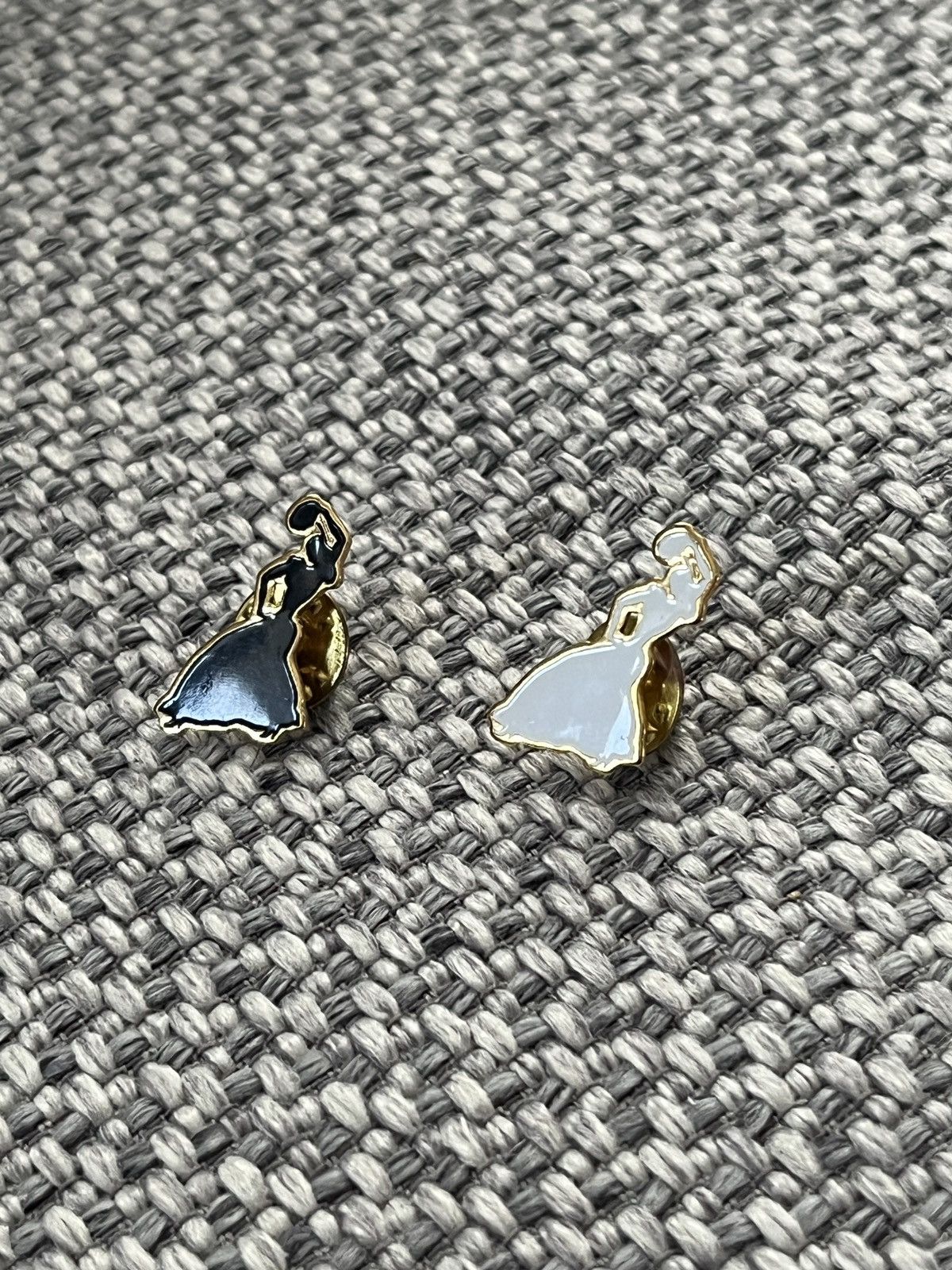 Other Vintage double Gitanes pins Size ONE SIZE - 2 Thumbnail