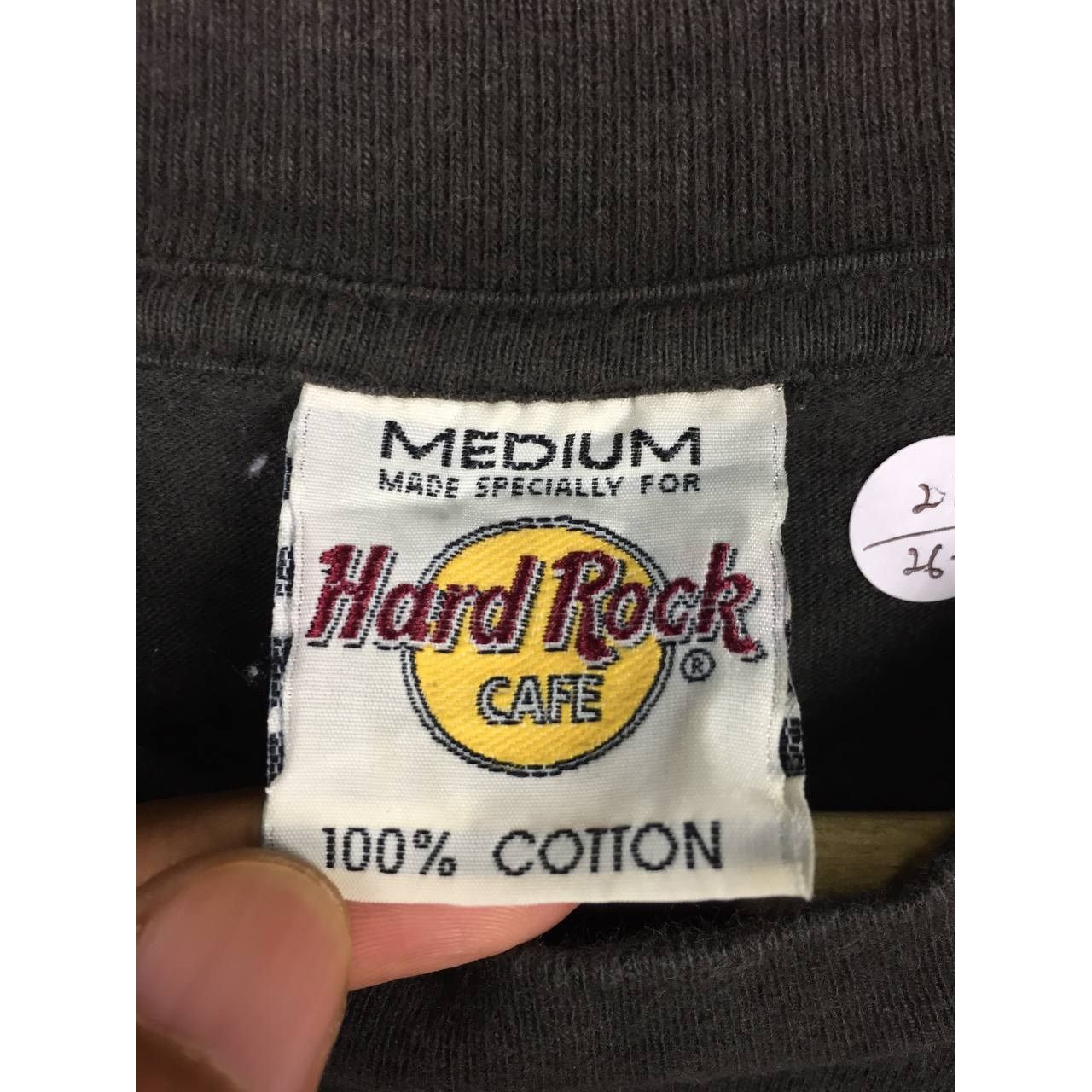 Hard Rock Cafe × Vintage Vtg HRC Hard Rock Cafe Singapore Big Logo Tee Size US M / EU 48-50 / 2 - 9 Thumbnail