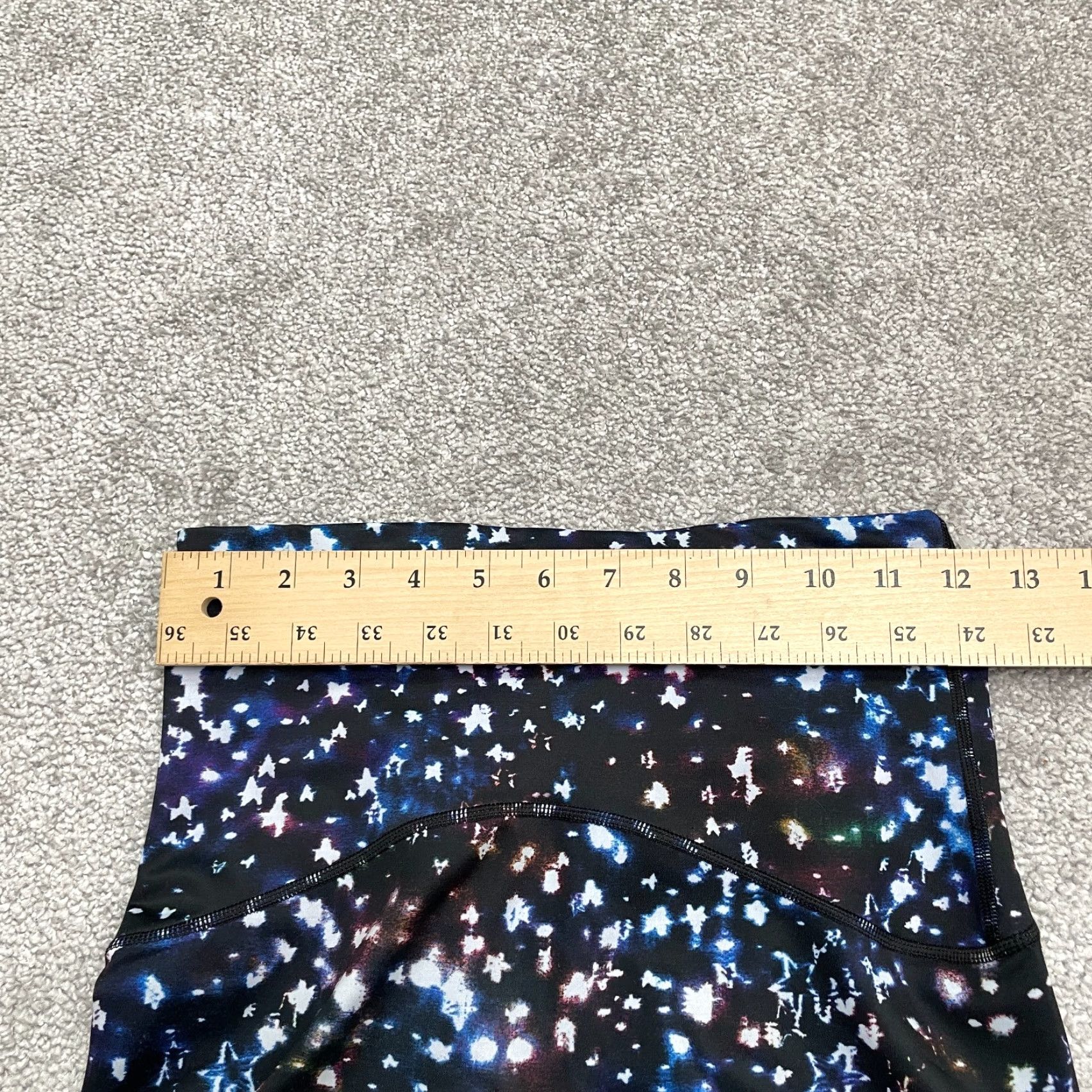 Spanx Spanx By Sara Blakely Cropped Compression Leggings Womens Small Multi Galaxy Gym Size 28" / US 6 / IT 42 - 7 Thumbnail