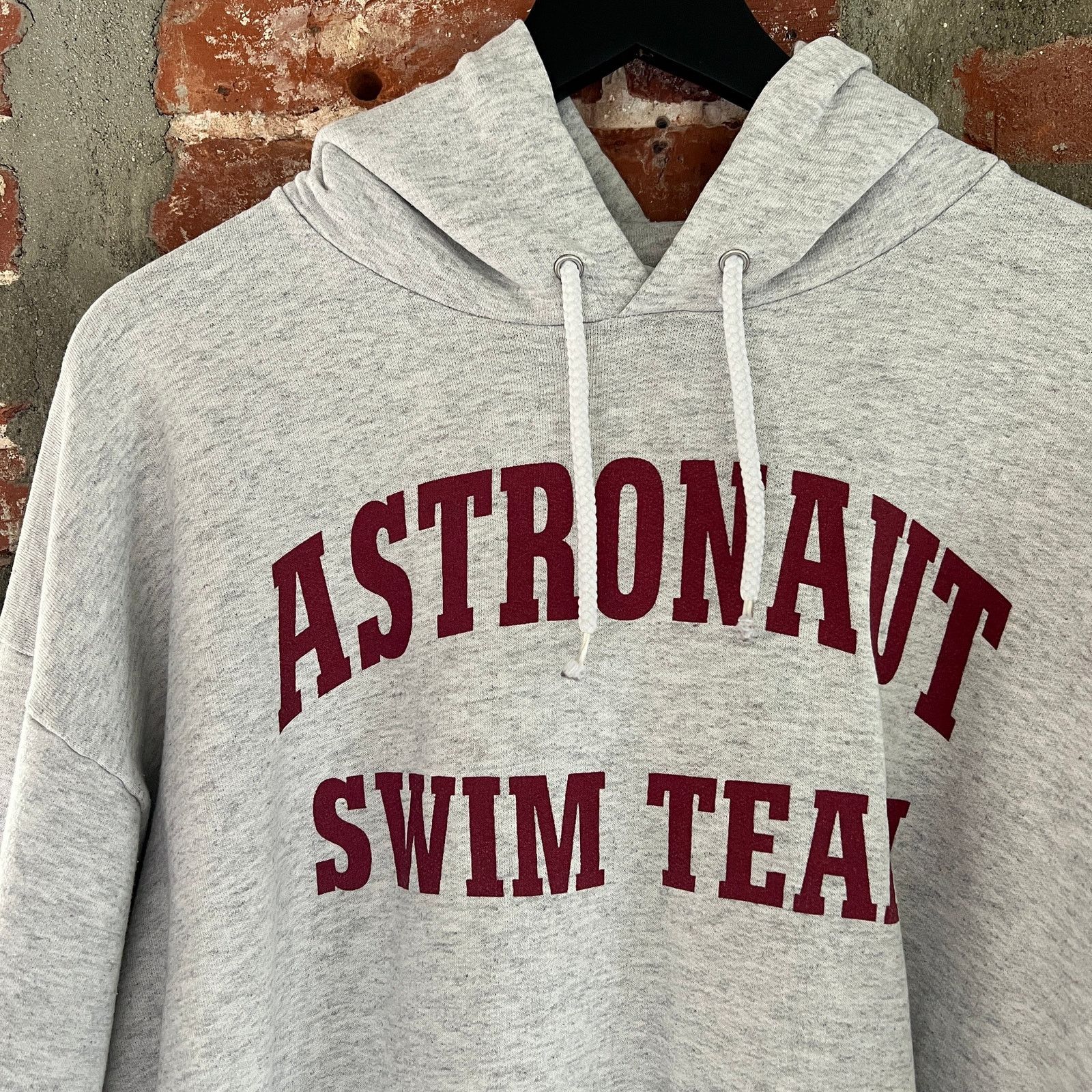 Hanes VTG Astronaut Swim Team Hanes Men's Hoodie L 22x27 Size US L / EU 52-54 / 3 - 1 Thumbnail