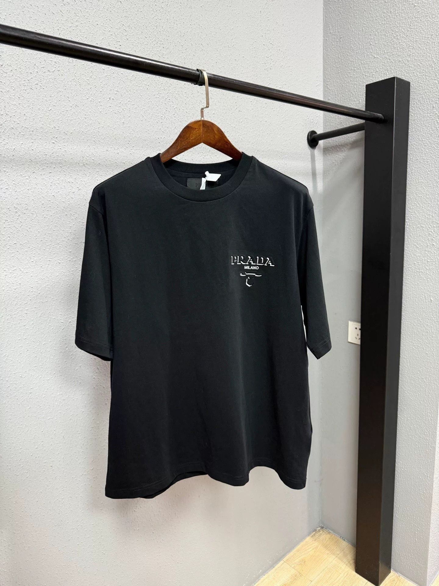 Prada Prada Embossed Logo Slogan Tee Size US L / EU 52-54 / 3 - 1 Thumbnail