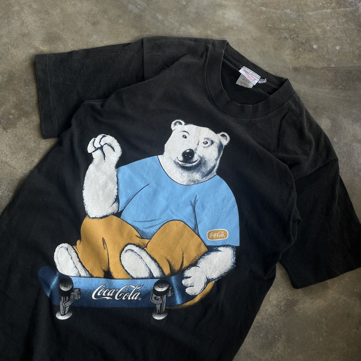 Coca Cola T-Shirt Vintage Coca Cola Skaterboards Bear Single Stitch Size US M / EU 48-50 / 2 - 1 Thumbnail