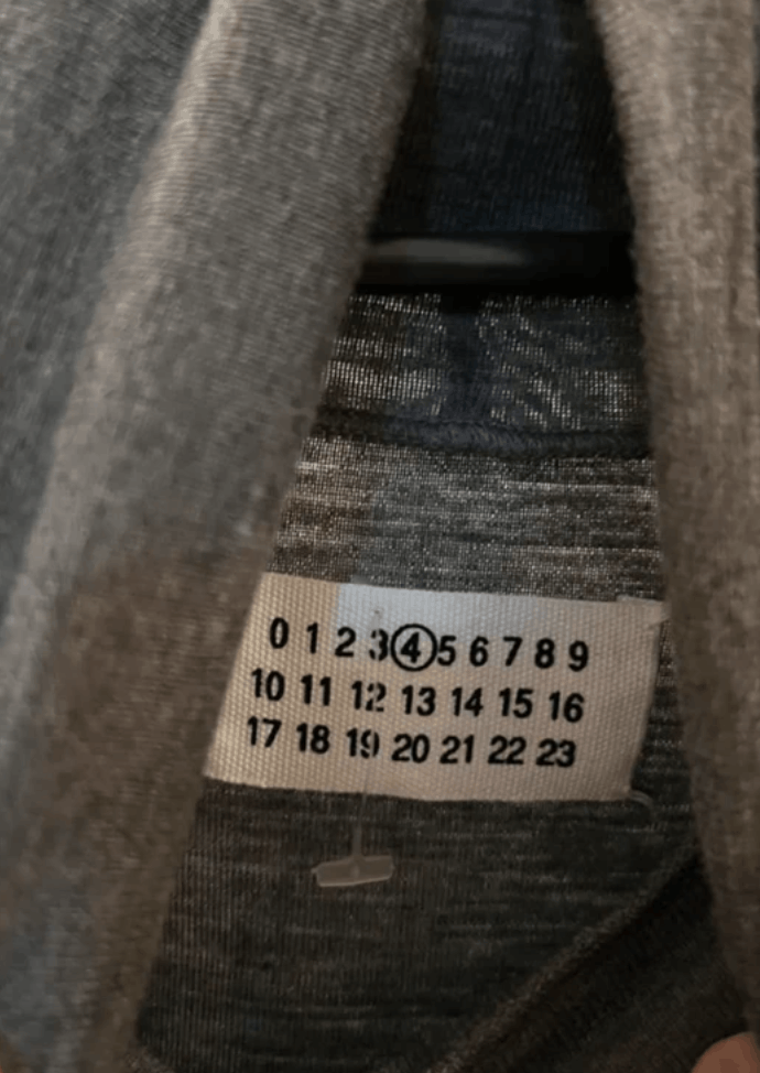 Maison Margiela MAison Margiela long sleeve high-neck wool jumper vintage Size M / US 6-8 / IT 42-44 - 3 Thumbnail