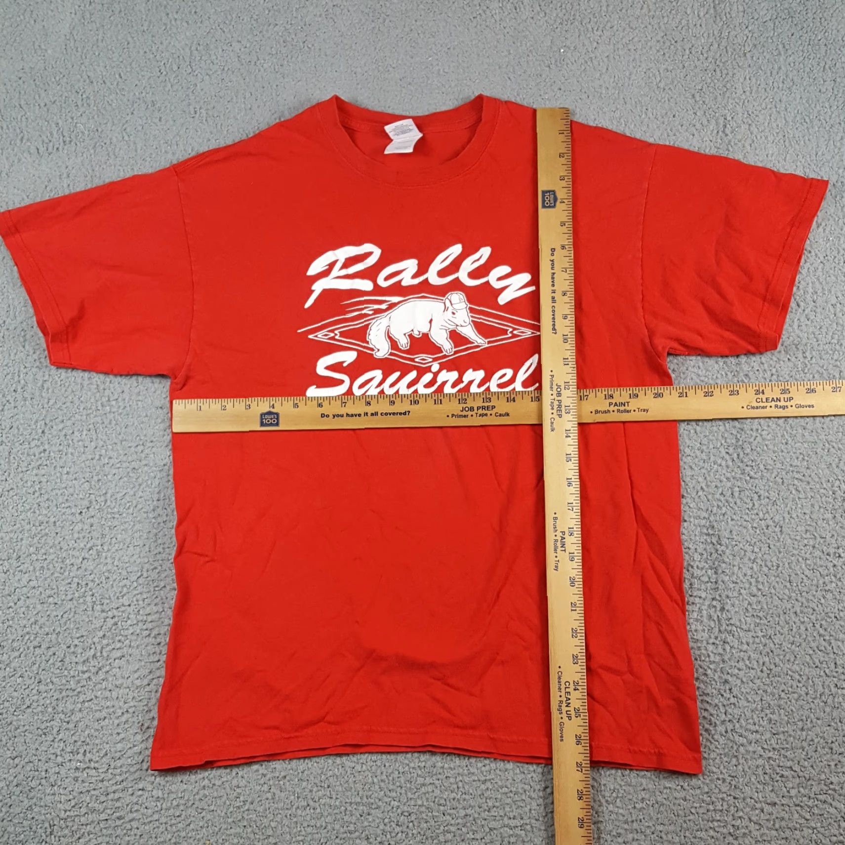 Gildan VINTAGE Ole Miss Rebels Rally Squirrel Football T Shirt Mens L Red Cotton Embroidered Logo College Y2K 90s 00s Football University Vintage Shirt Size US L / EU 52-54 / 3 - 7 Thumbnail