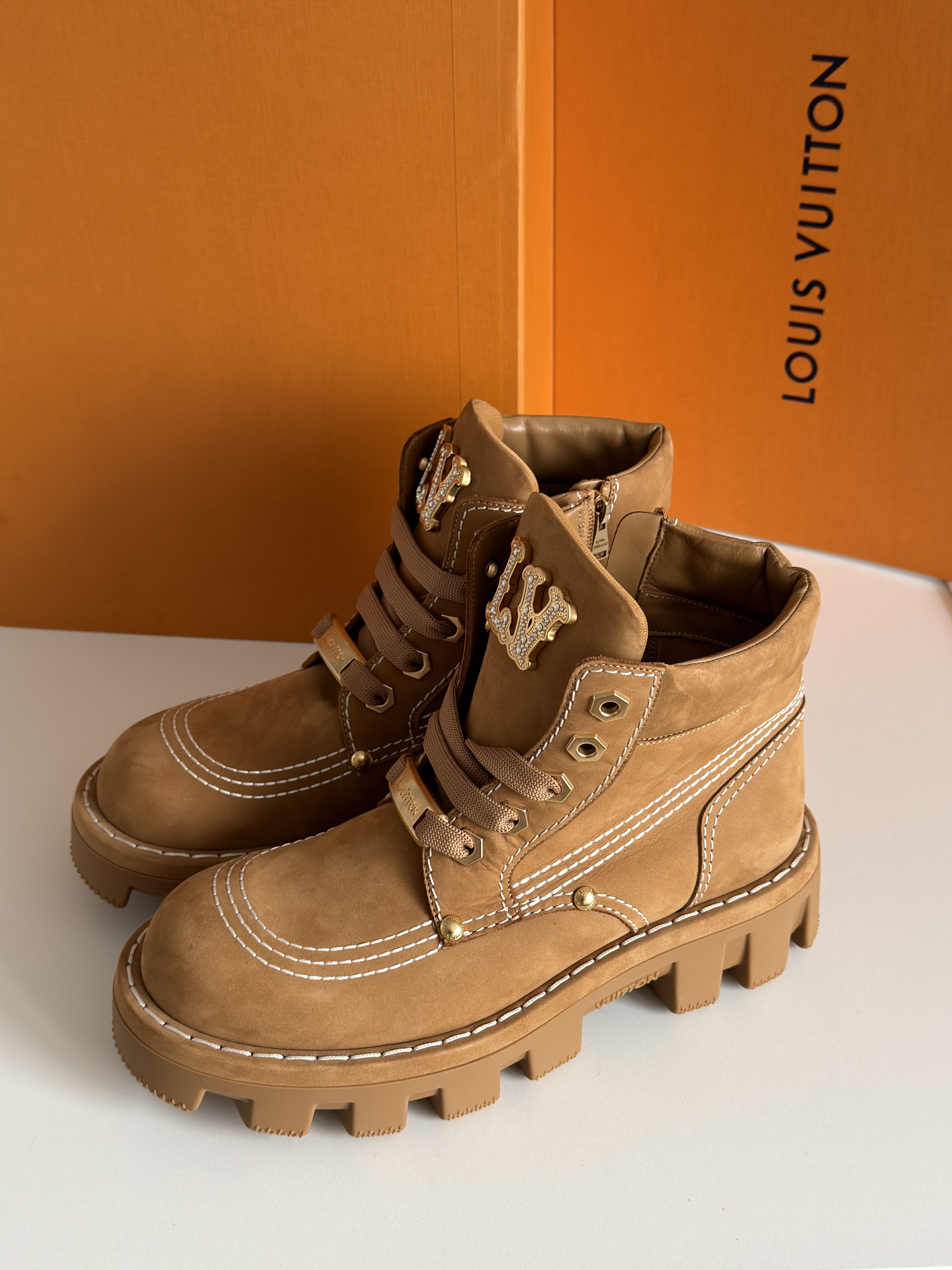 Louis Vuitton LV Checker Ankle Boot | size 8lv Size US 8 / EU 41 - 1 Thumbnail