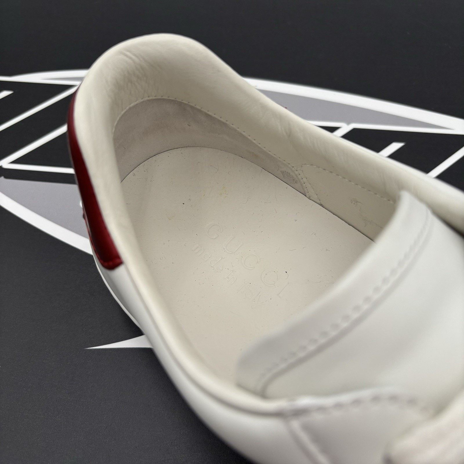 Gucci Gucci Ace Gucci Stripe ‘ White, Red ‘ | GREAT CONDITION! Size US 8 / EU 41 - 16 Thumbnail