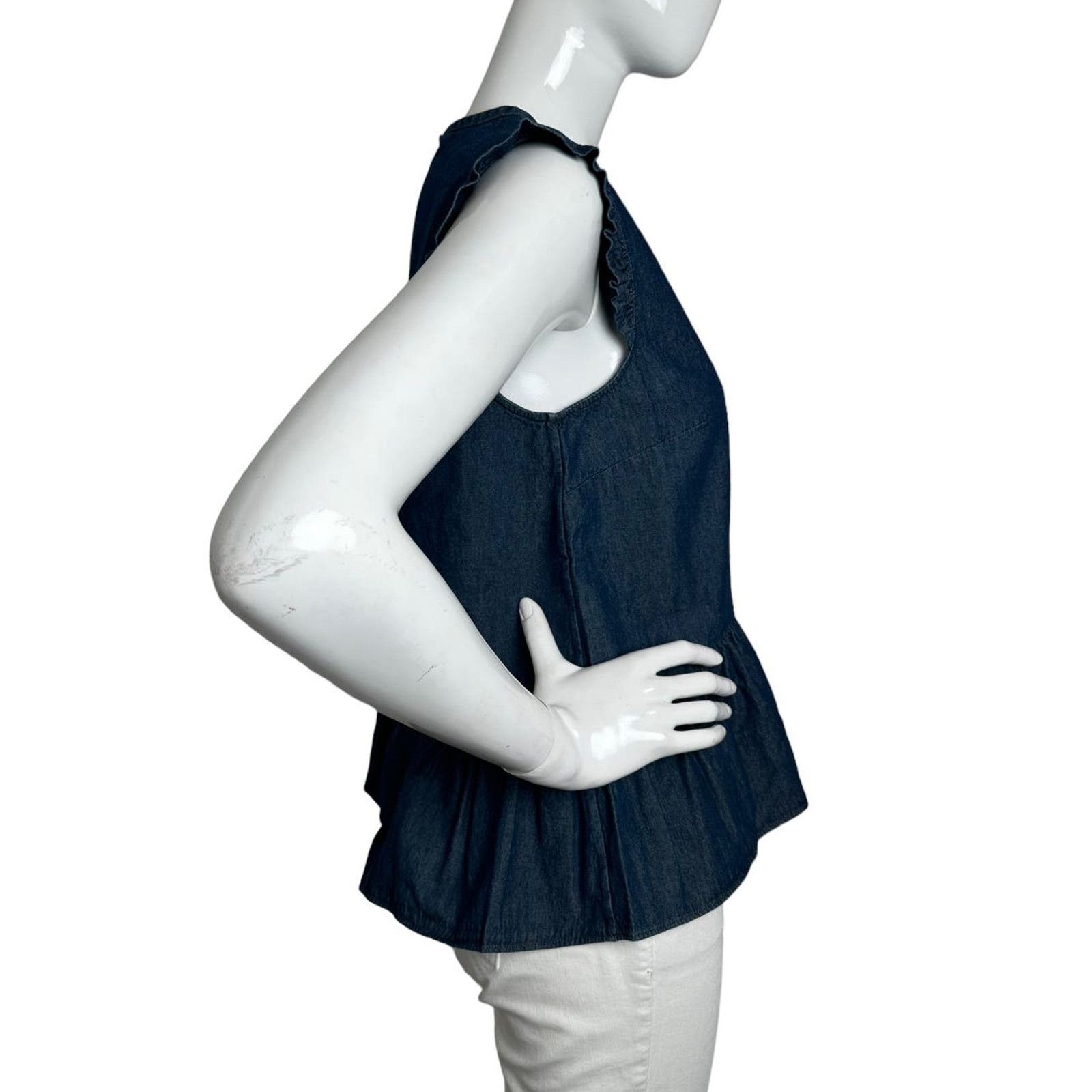 Kate Spade Kate Spade Chambray Flounce Top size 10 Casual Indigo Size L / US 10 / IT 46 - 4 Thumbnail