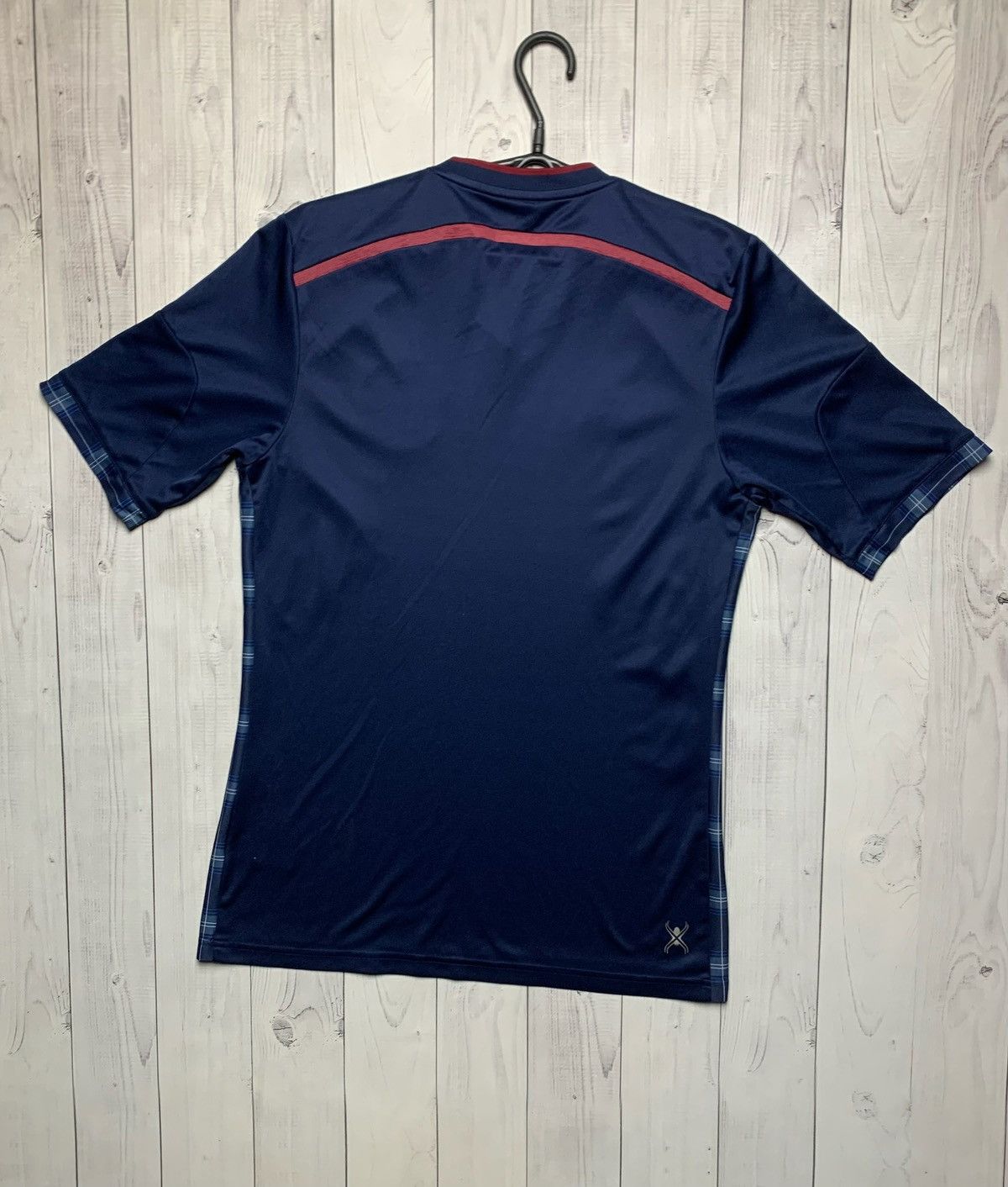 Adidas × Vintage Vintage adidas Scotland soccer jersey size S Size US S / EU 44-46 / 1 - 5 Thumbnail
