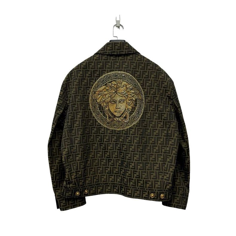 Versace Versace Full of presbyopia rhinestones to give a portrait Size US L / EU 52-54 / 3 - 1 Thumbnail