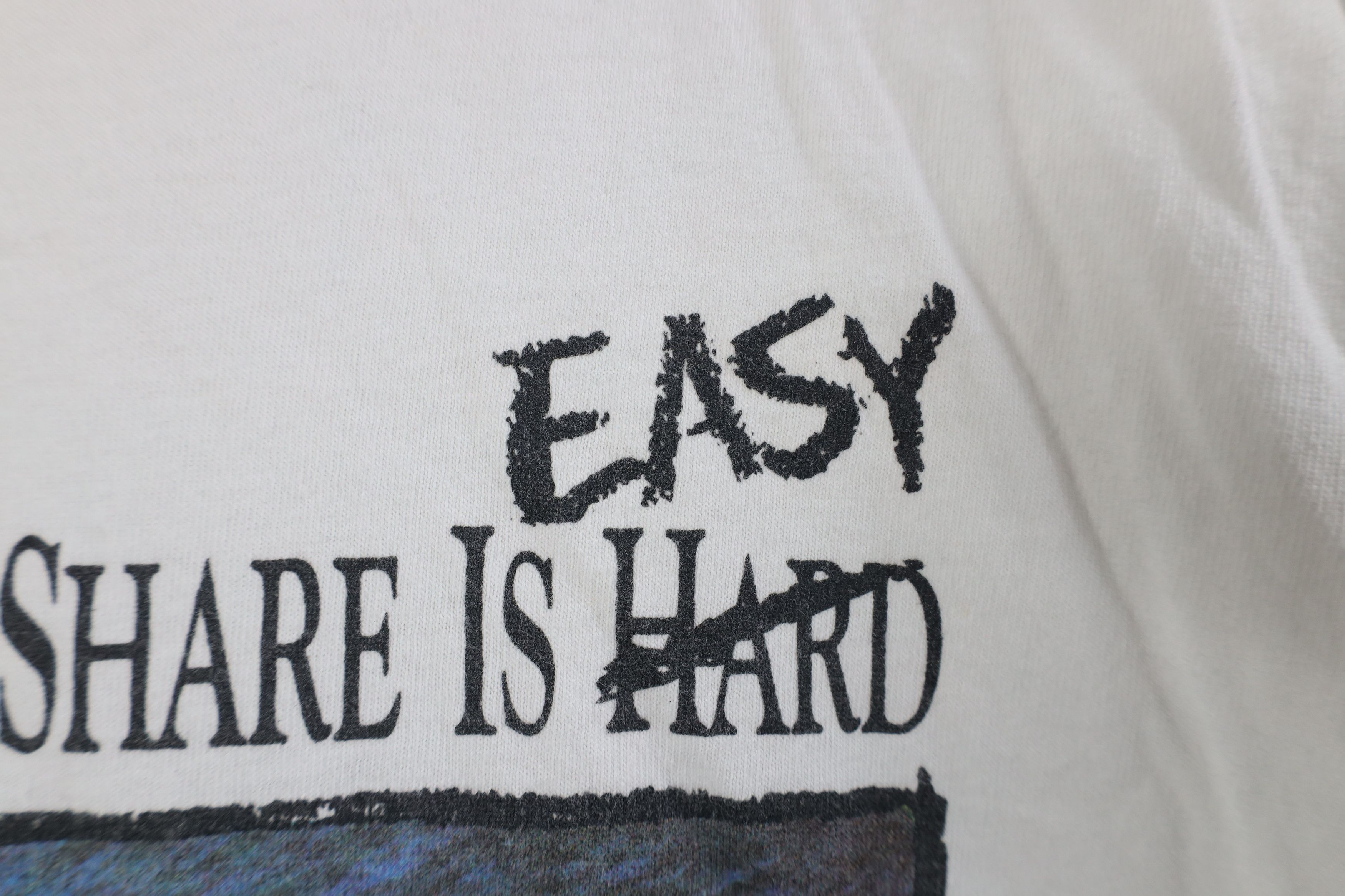 Vintage Vintage 90s Computer Servers Sharing Is Easy T-Shirt USA Size US XL / EU 56 / 4 - 5 Thumbnail