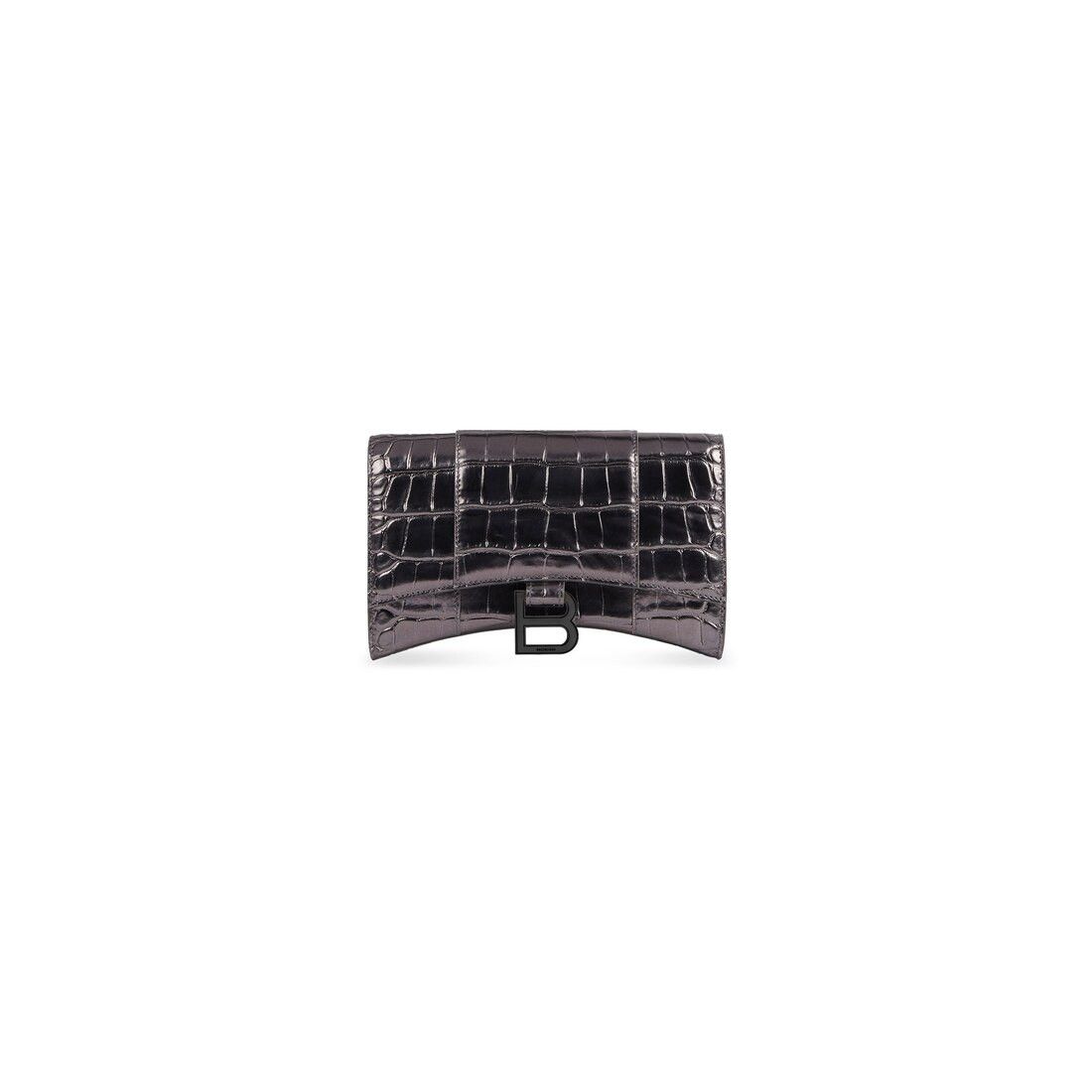Balenciaga o1s1rm1124 Size: OS / Hourglass Wallet On Chain in Black Size ONE SIZE - 4 Thumbnail