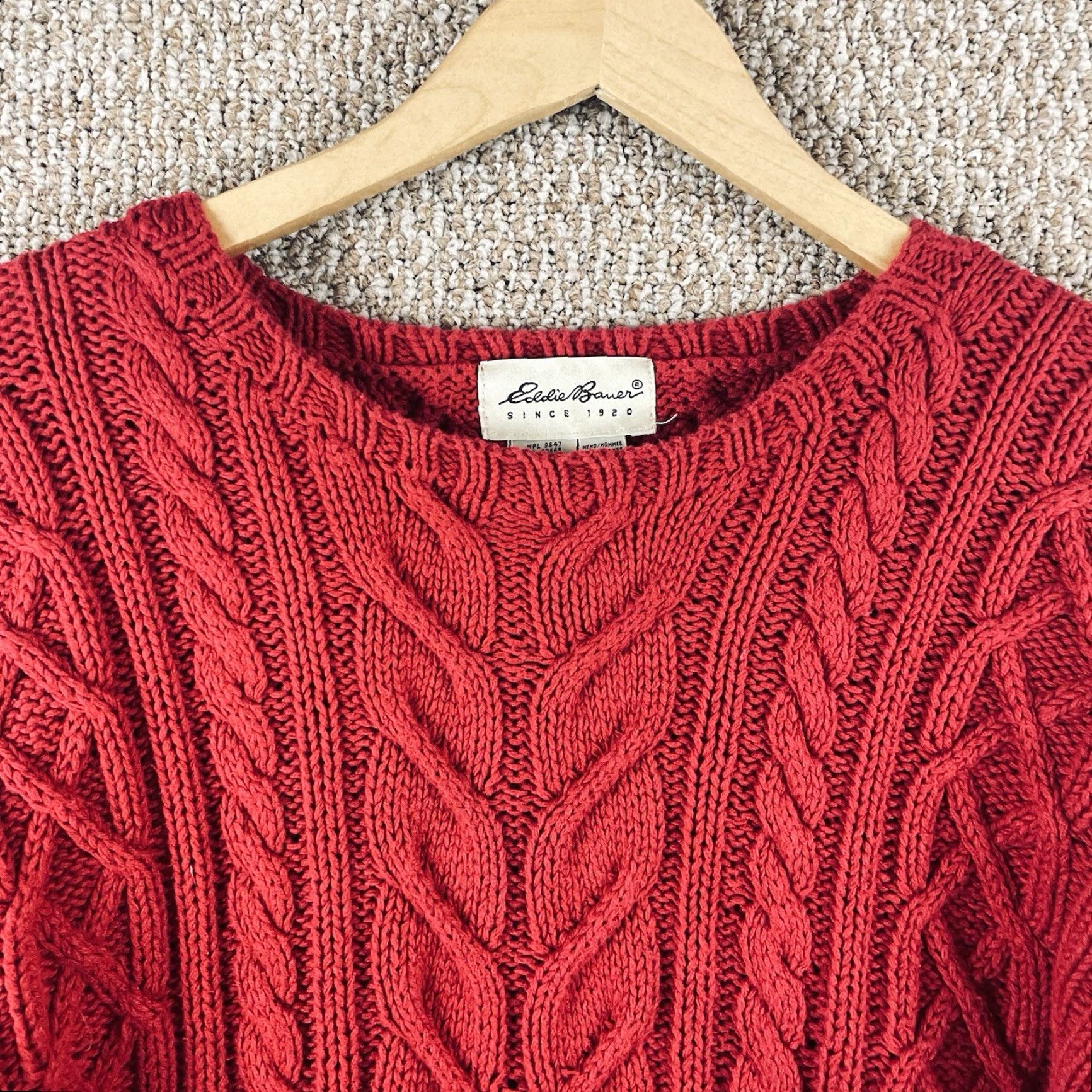 Eddie Bauer VINTAGE Eddie Bauer Sweater Men’s L Red Fisherman Cable Knit Chunky Knit R3 Shirt Pullover 90s Mens Size US L / EU 52-54 / 3 - 2 Thumbnail
