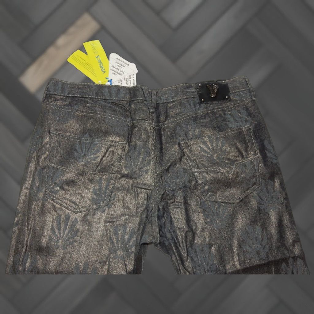 Versace VINTAGE Versace Jeans Men's Gray Denim Size 38x34 Straight Geometric NWT Size US 36 / EU 52 - 1 Thumbnail