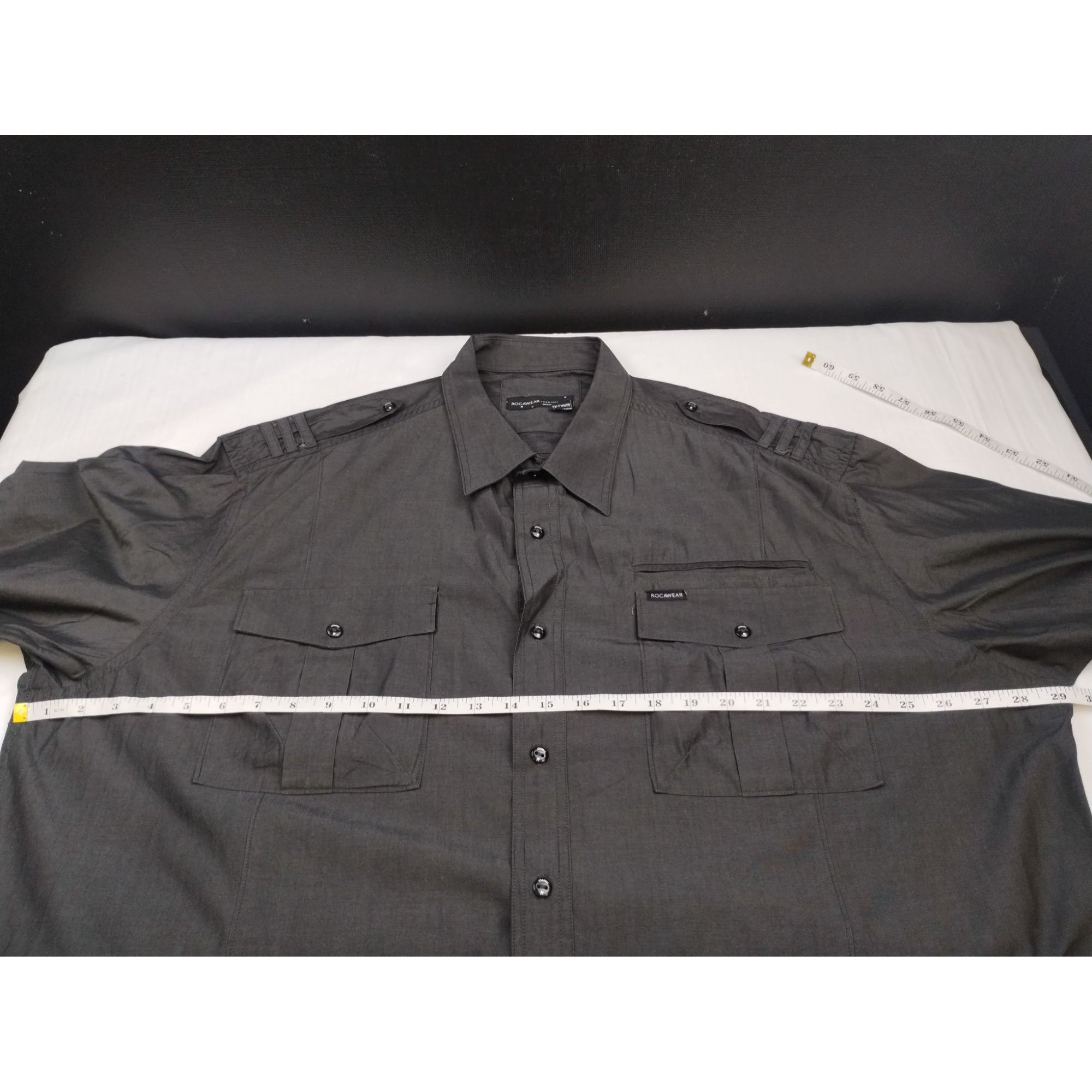 Rocawear Roca Wear Men's Black Shirt/Button Up Size 3XL SKU 3991 Size US XXL / EU 58 / 5 - 7 Thumbnail