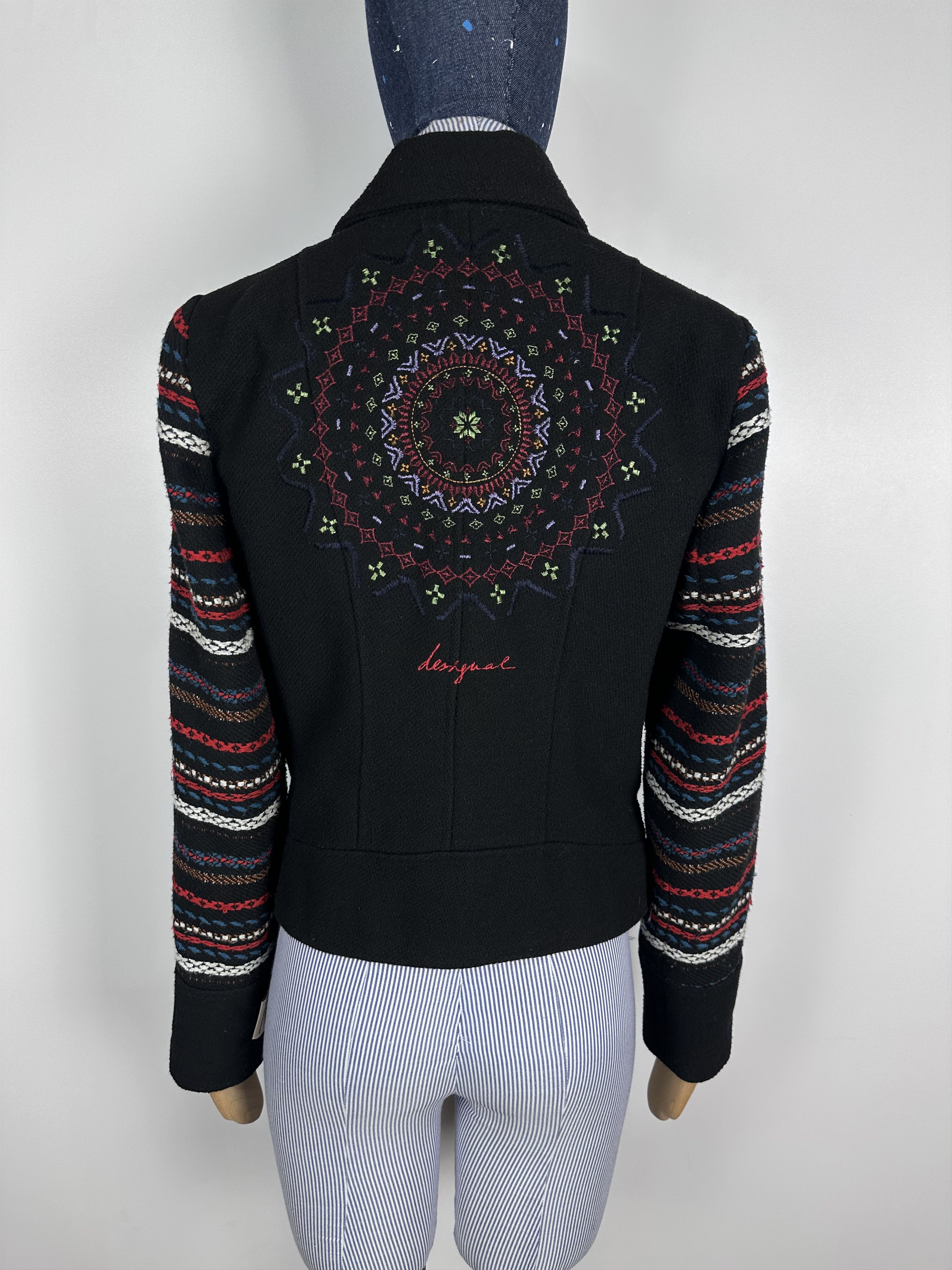 Desigual Desigual Coat Women’s Black Short Line Geometric Zip Size 36 Size XS / US 0-2 / IT 36-38 - 6 Thumbnail