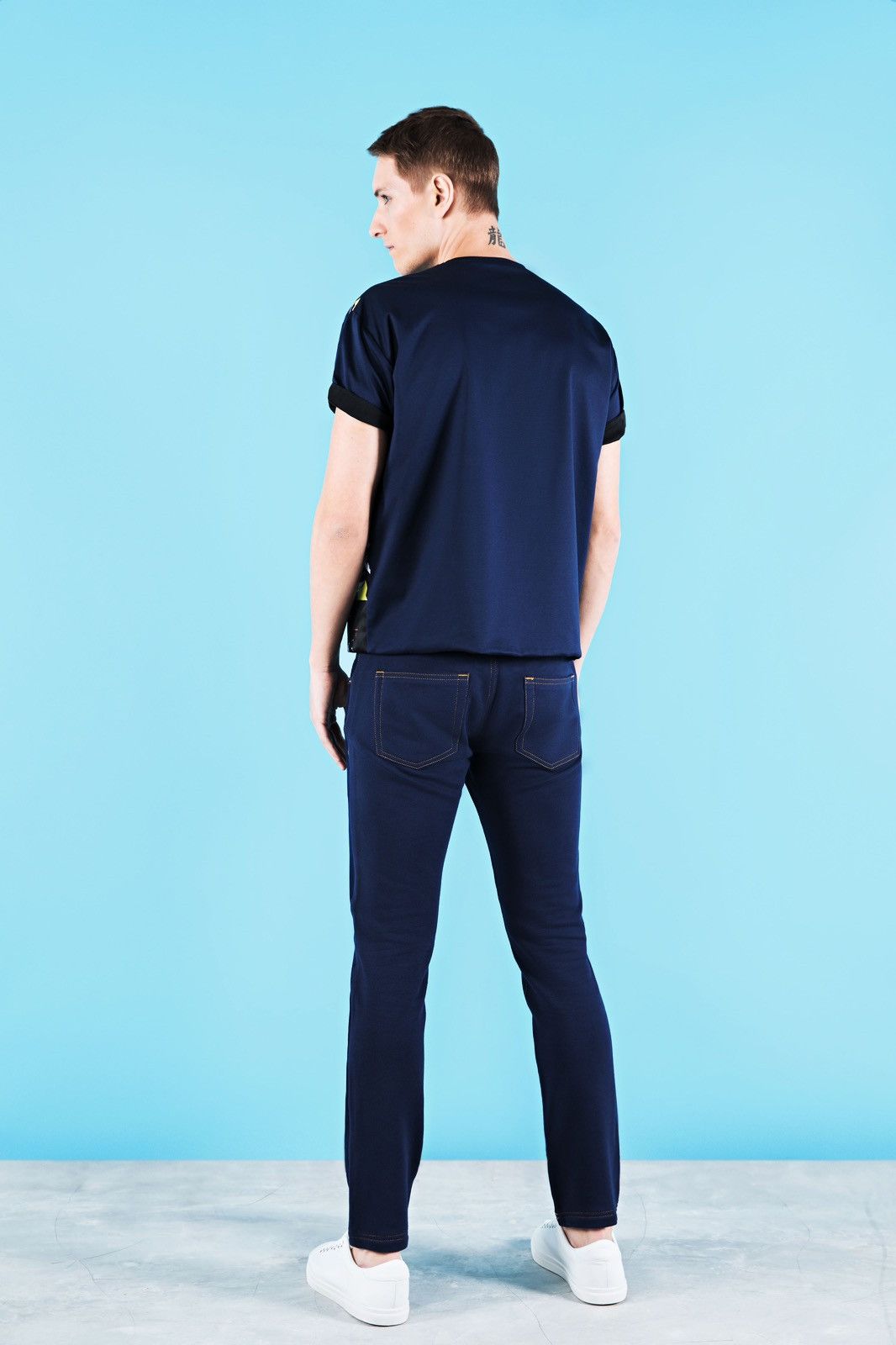 Other OSAYMI reversible tshirt XL Size US XL / EU 56 / 4 - 4 Thumbnail