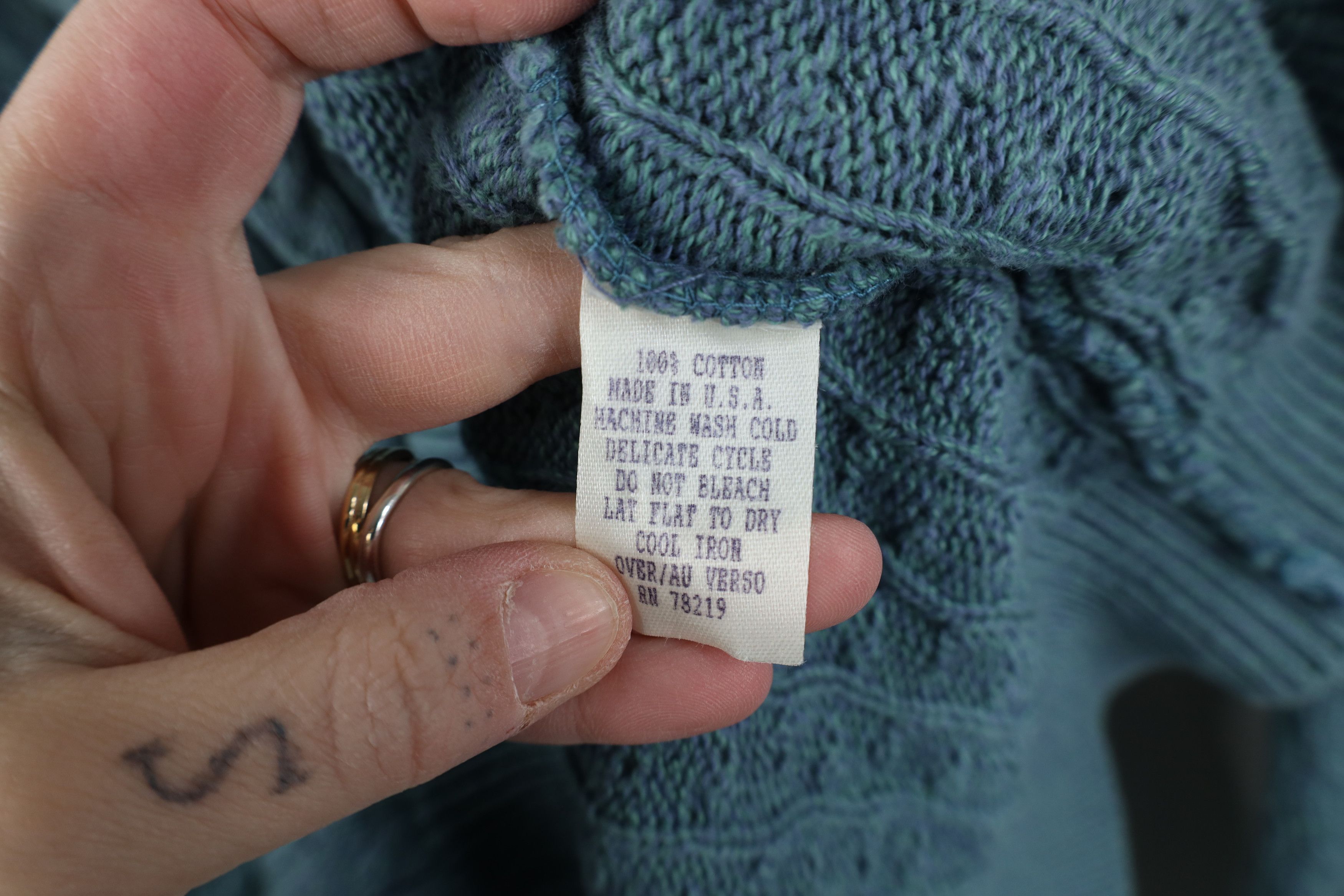 Vintage Vintage 90s Streetwear Cable Knit V-Neck Sweater Blue USA Size US XL / EU 56 / 4 - 8 Thumbnail