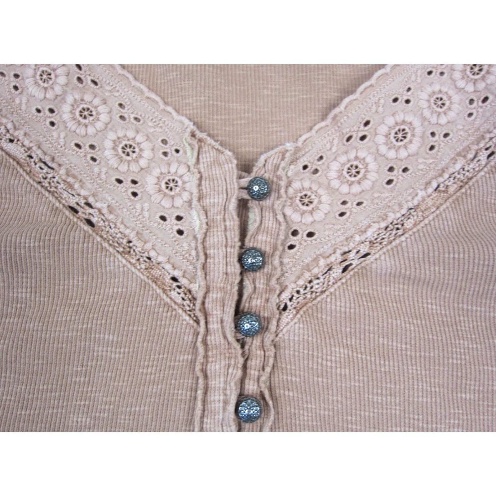 Lucky Brand Lucky Brand Shirt Womens Large Brown V-Neck Henley Lace Trim Top Size L / US 10 / IT 46 - 4 Thumbnail